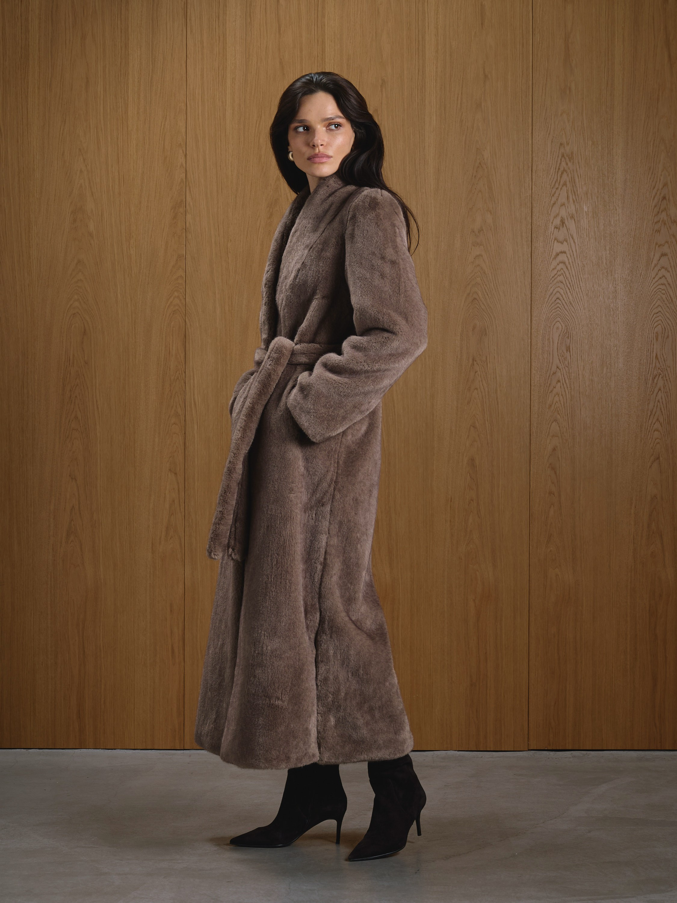 Лукбук для бренда Sheily. Фотограф для брендов в Москве Ксения Чупрунова