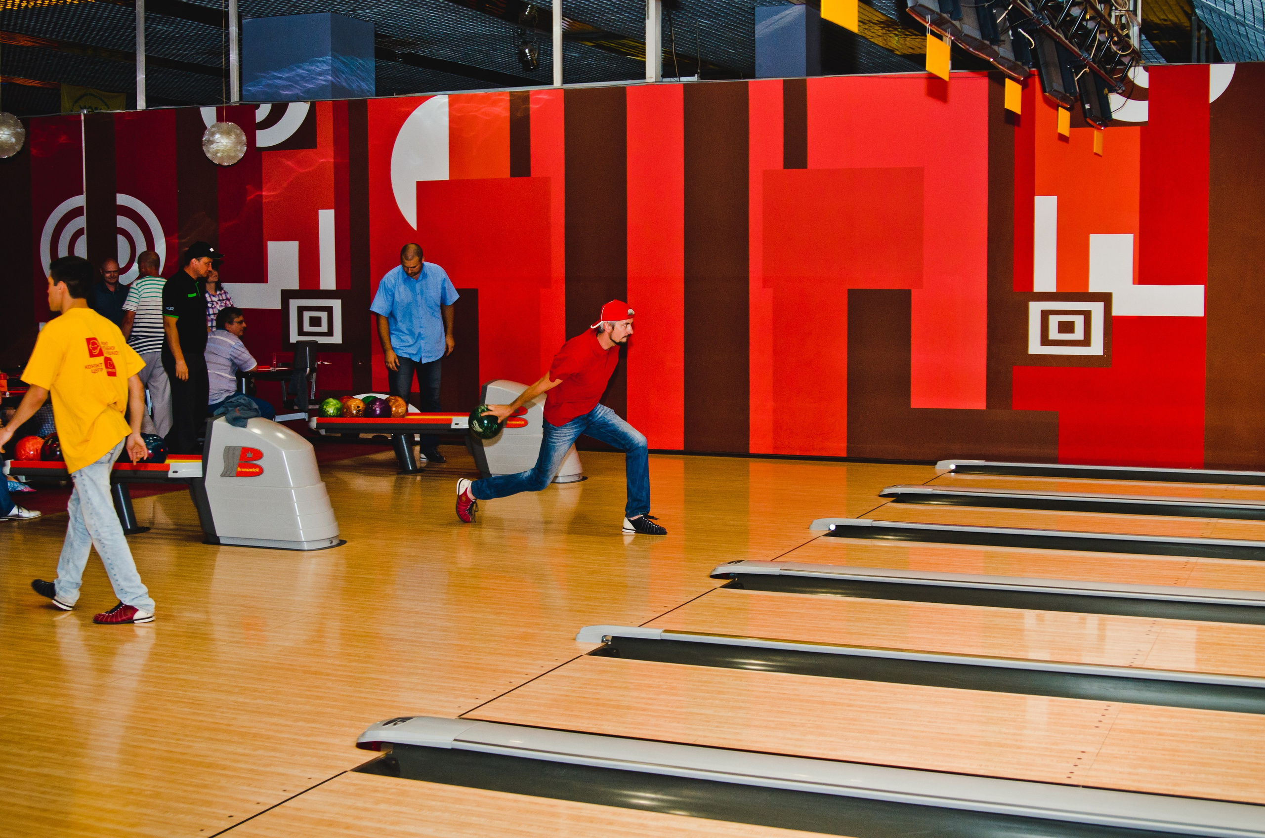 Копоратив.МТС-Теле2-Ростелеком.Боулинг. Свадебный и семейный фотограф Денис Лукьянов в Краснодаре, Краснодарском крае и Республике Крым