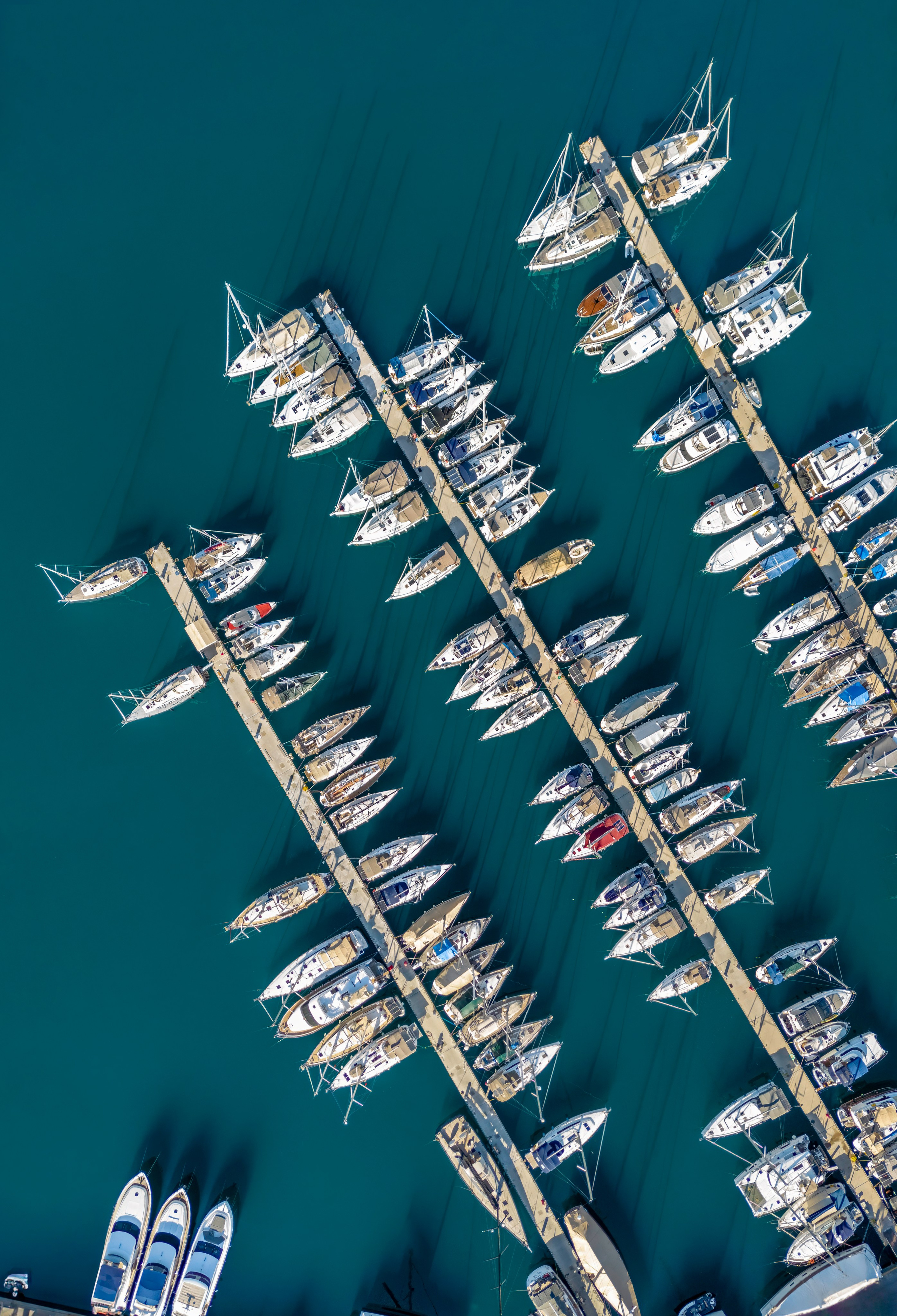 ЯХТЫ / МОРЕ / ПУТЕШЕСТВИЯ. Сложная съёмка для бизнеса b2b / Яхтенный фотограф / Корпоративные календари / Промышленная съёмка / Спортивный репортаж