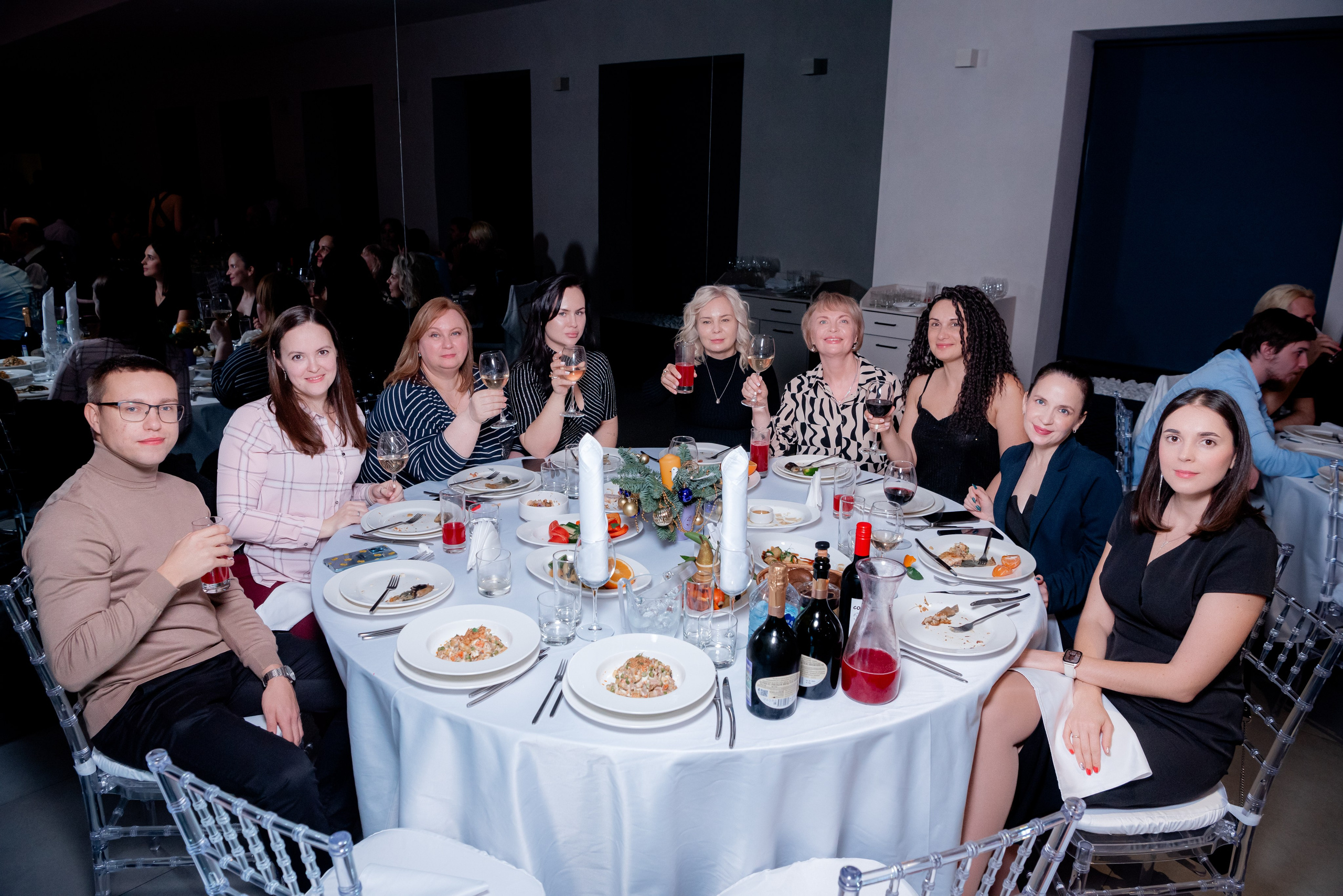 ГК Айтеко в Банкетном зале TOST. Фотограф в Волгограде и Волжском Александр Горбань