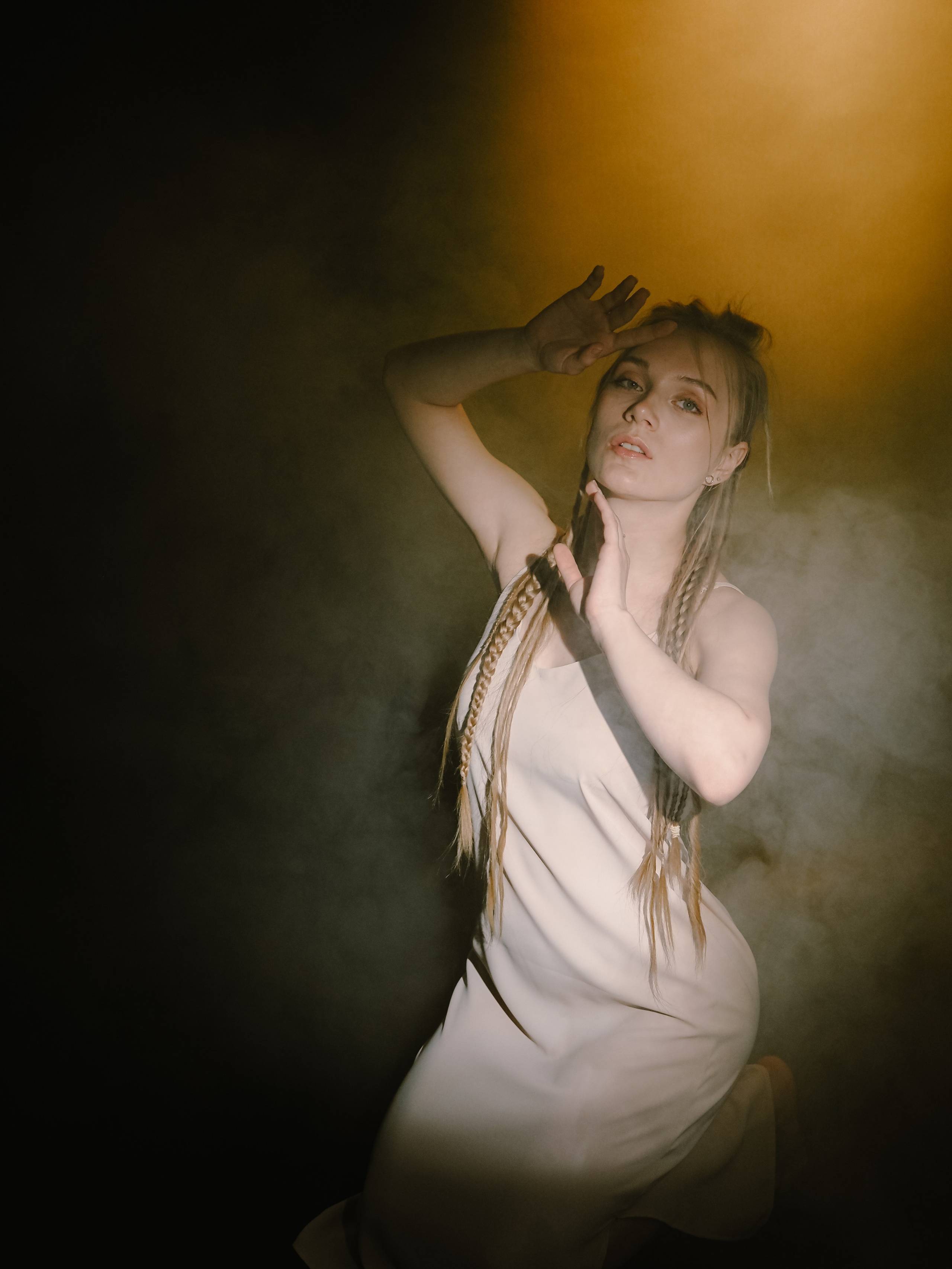 Студийный свет — дым. Фотограф Рязань. Семейный Свадебный фотограф