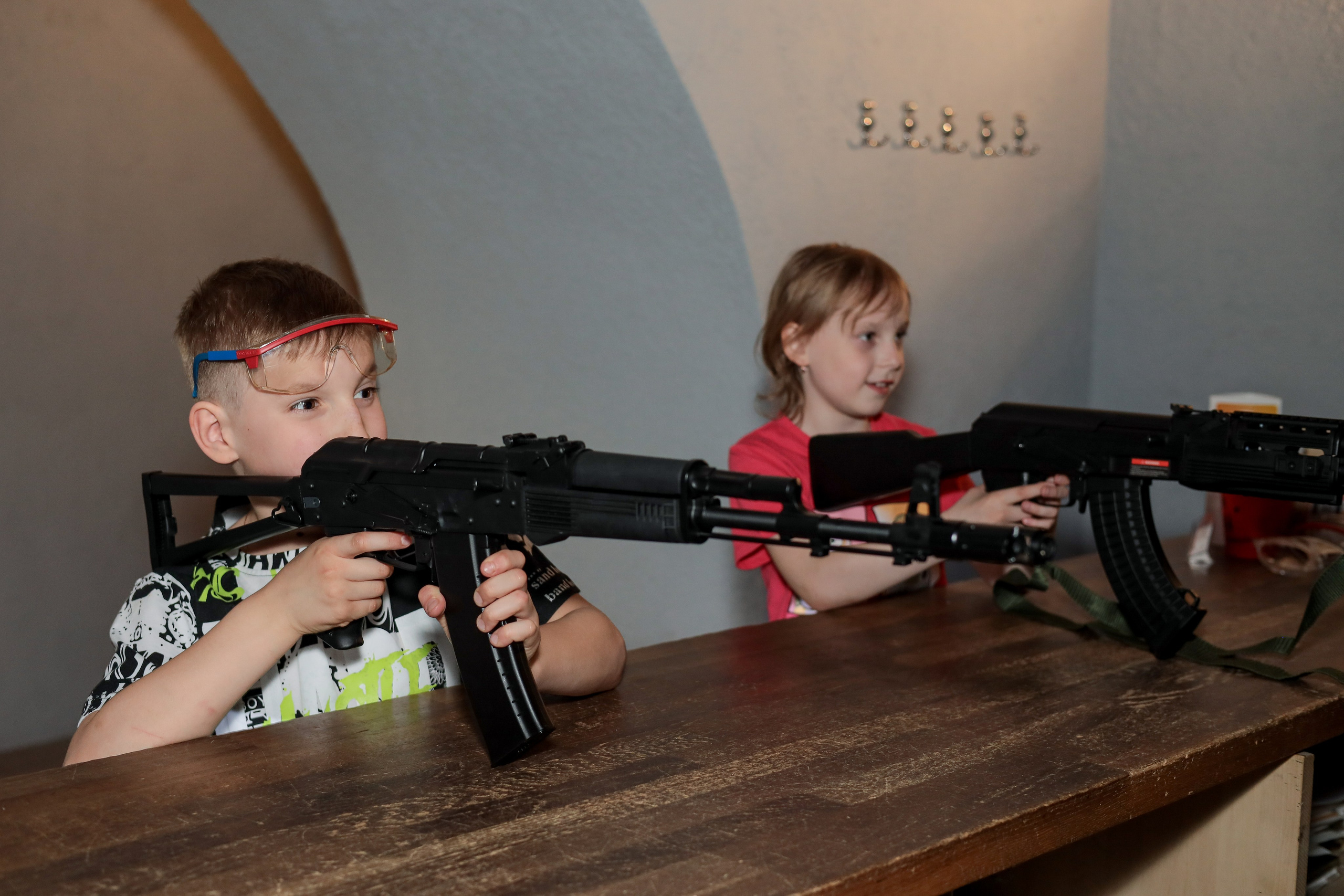 День рождение в стрелковом клубе. Фотограф Надршина Лилия