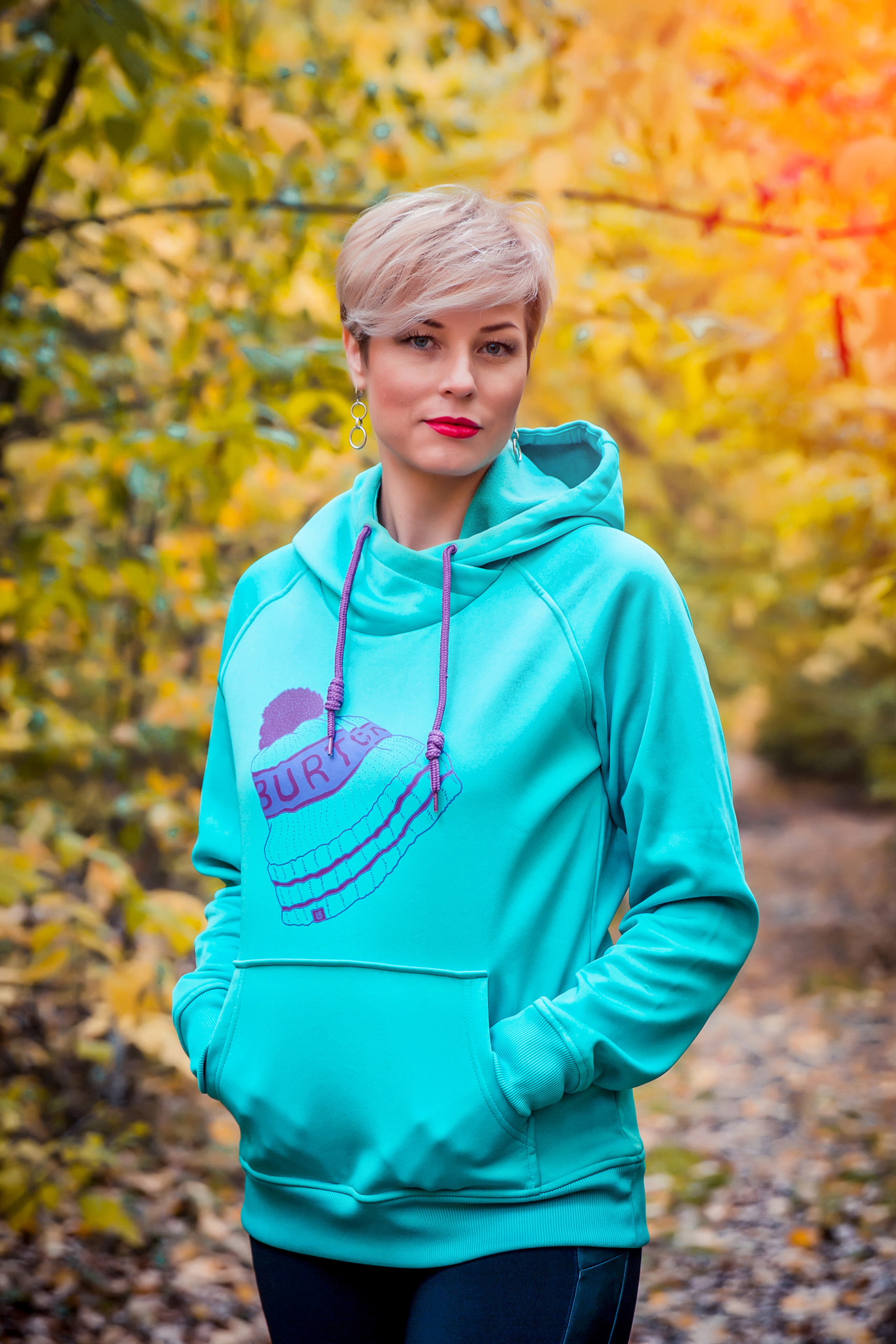 ДЕВИЧНИК ОСЕНЬЮ. Современные Выпускные Альбомы в Ростове-на-Дону