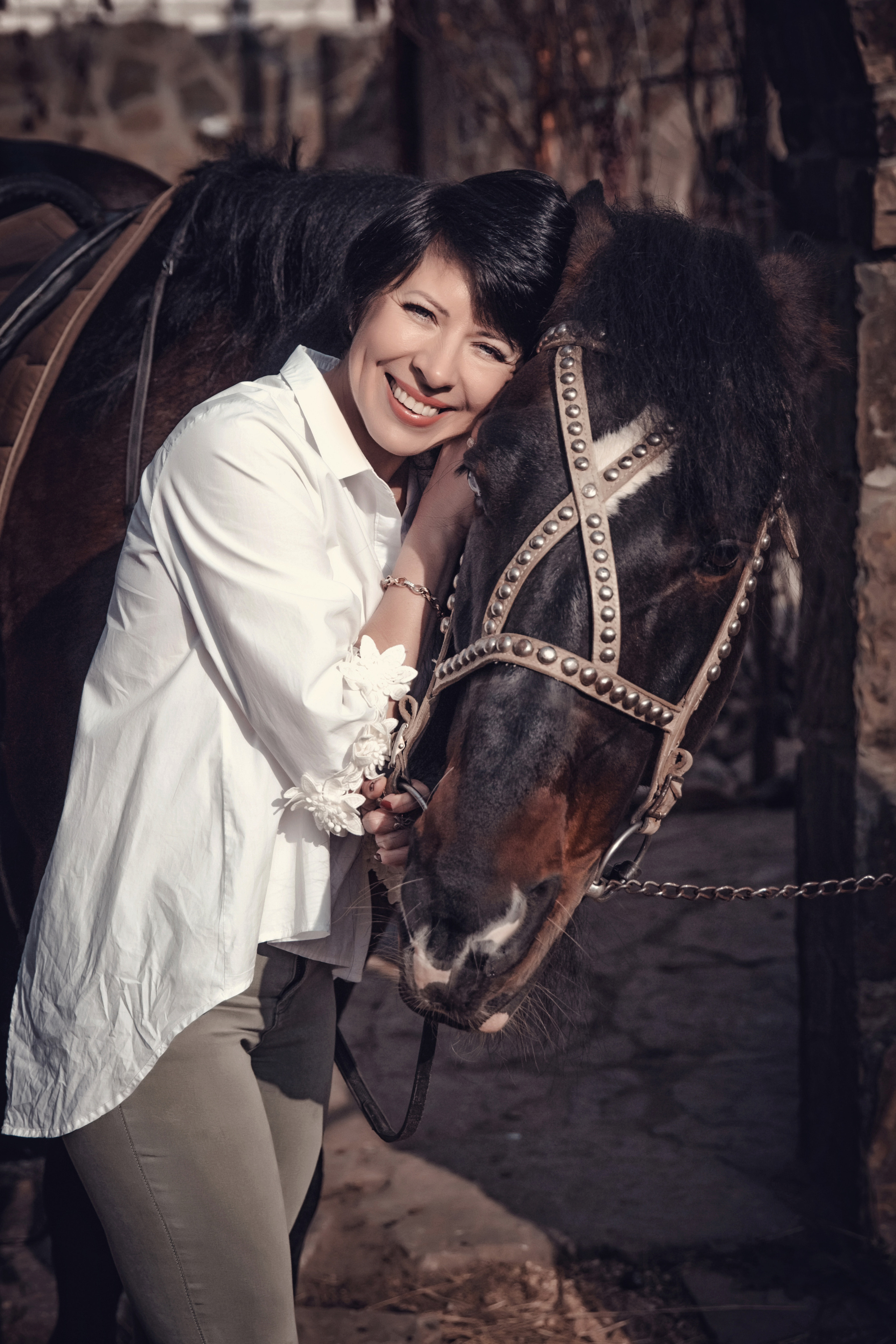 КОННАЯ ПРОГУЛКА ИННЫ. Современные Выпускные Альбомы в Ростове-на-Дону