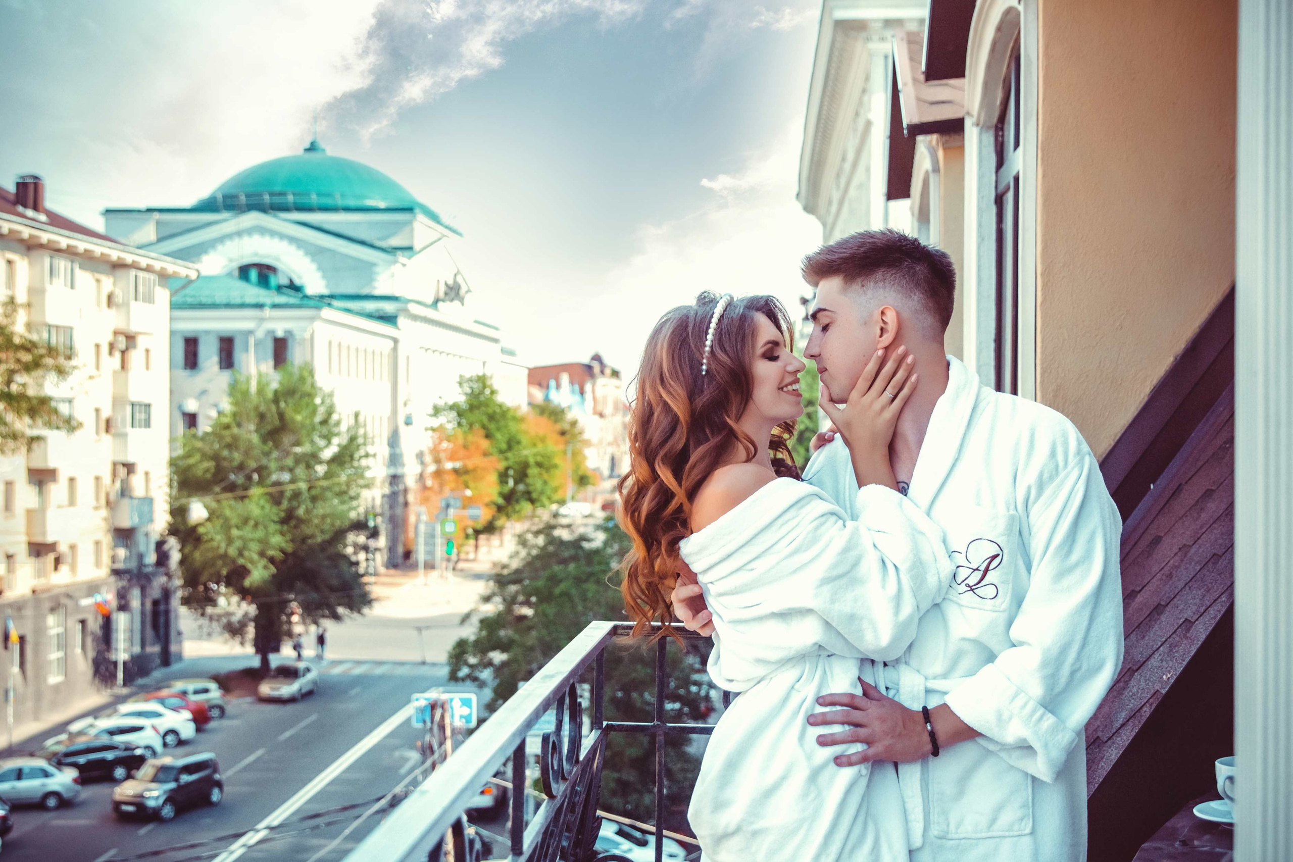 СВАДЕБНЫЕ СБОРЫ В ОТЕЛЕ. Современные Выпускные Альбомы в Ростове-на-Дону