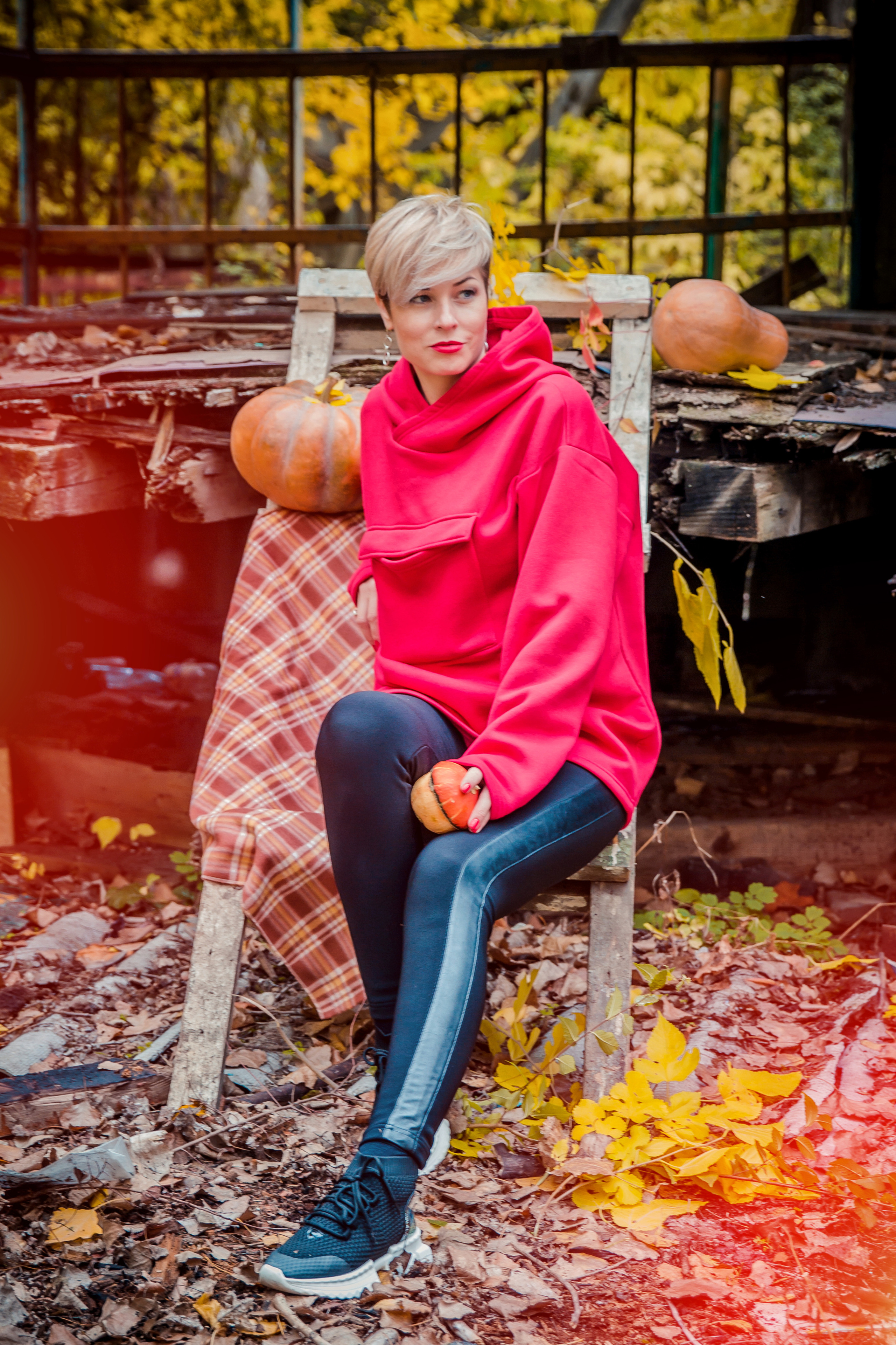 ДЕВИЧНИК ОСЕНЬЮ. Современные Выпускные Альбомы в Ростове-на-Дону