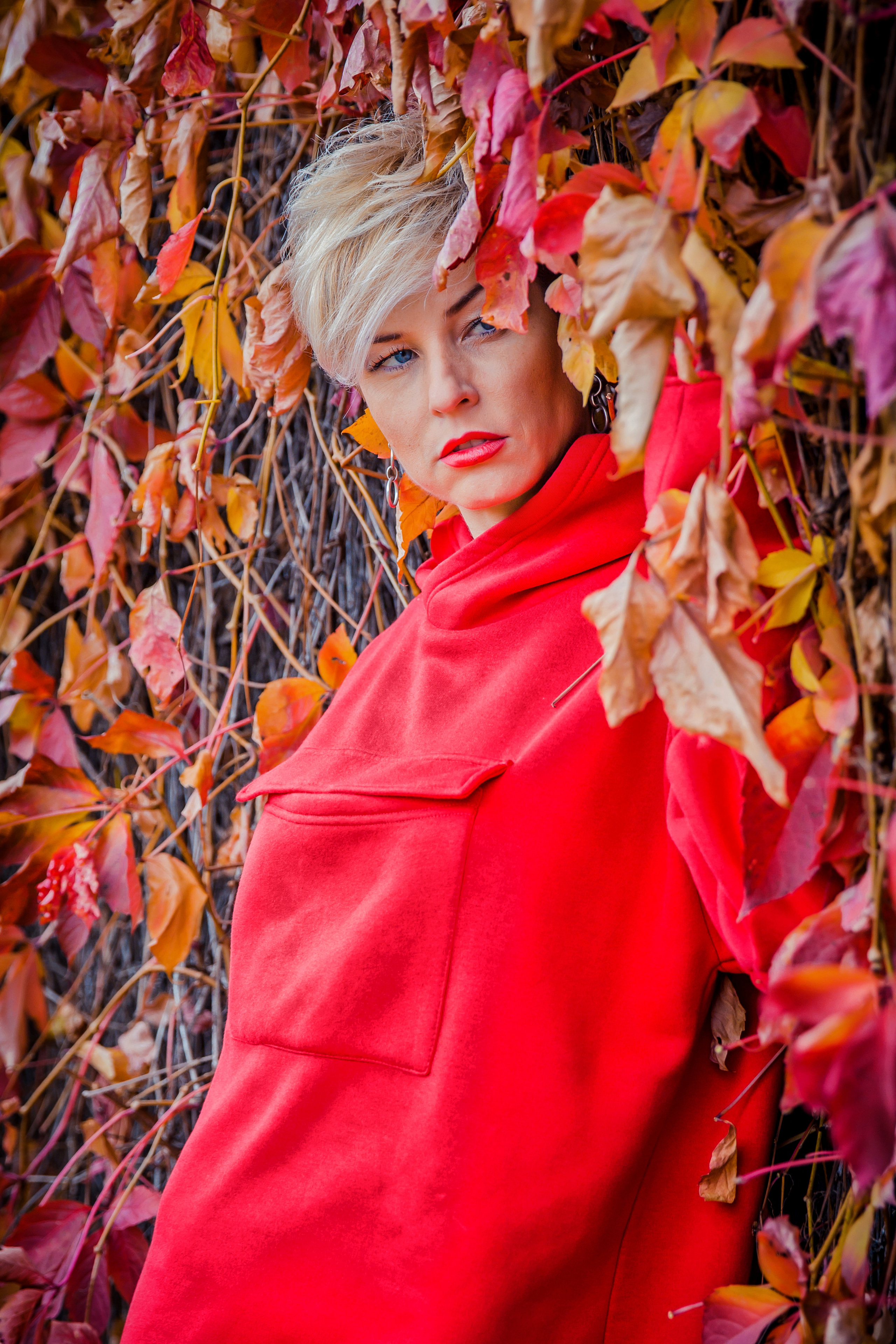 ДЕВИЧНИК ОСЕНЬЮ. Современные Выпускные Альбомы в Ростове-на-Дону