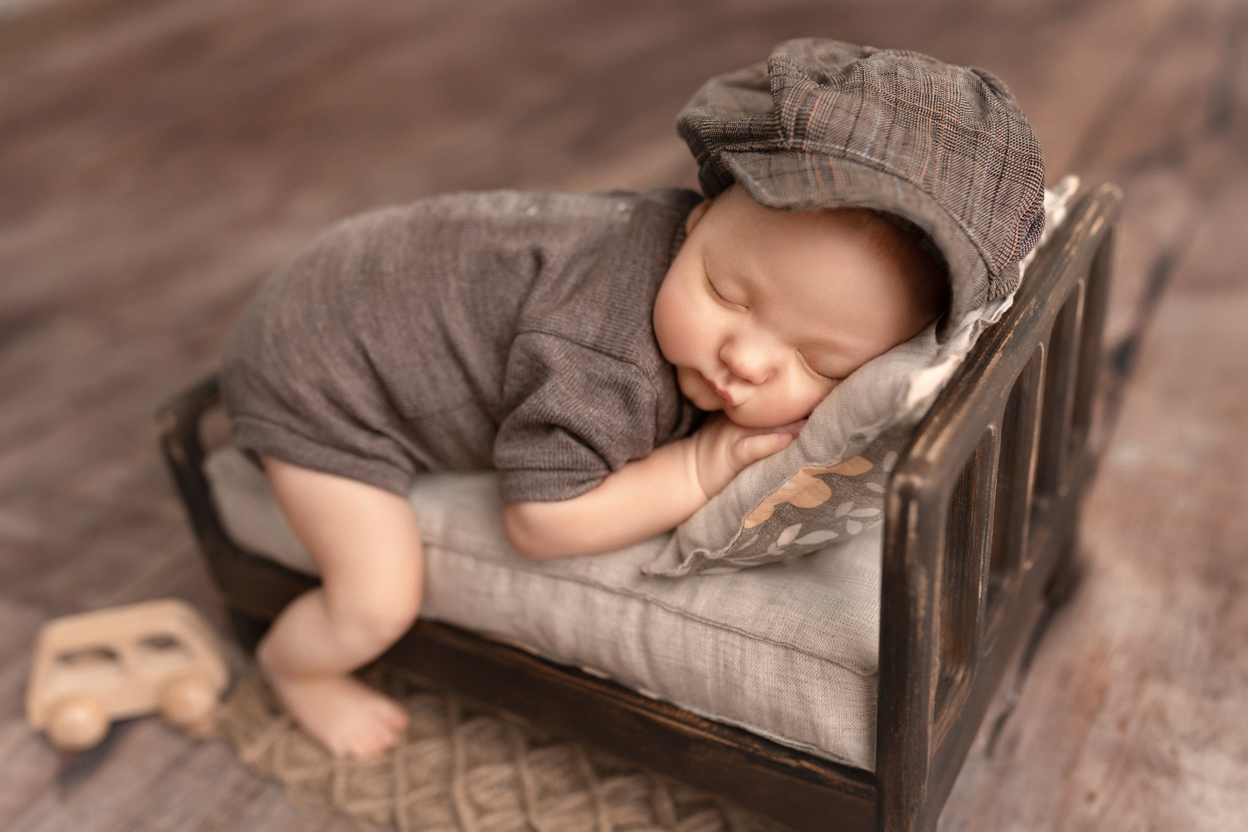 Фотограф новорожденных в Волковыске Валя Легкова