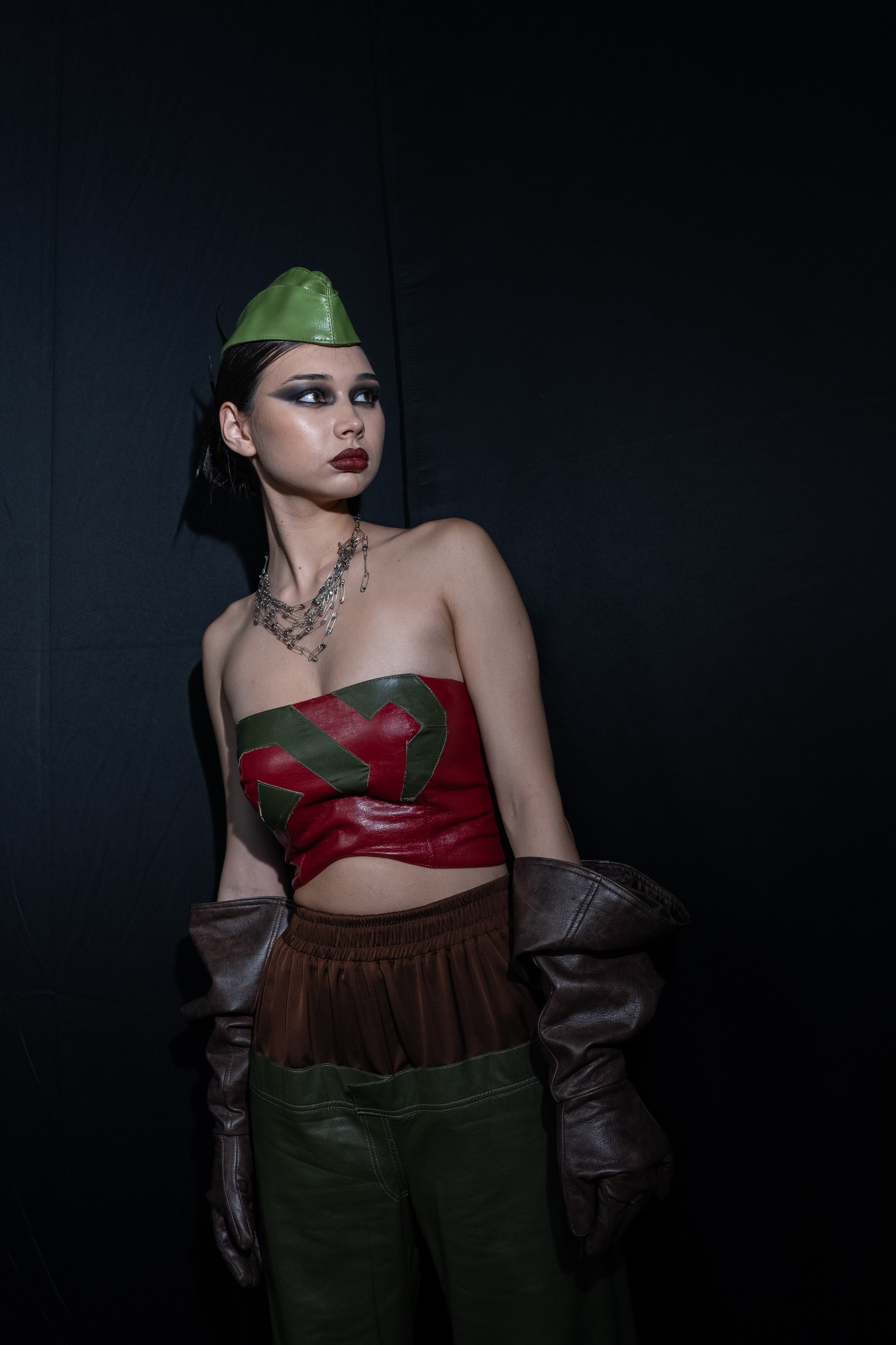Visa Fashion week Almaty Backstage Day 3. Сайт Алматинского НЮ АРТ, будуар и фэшн фотографа Дениса Карпенко