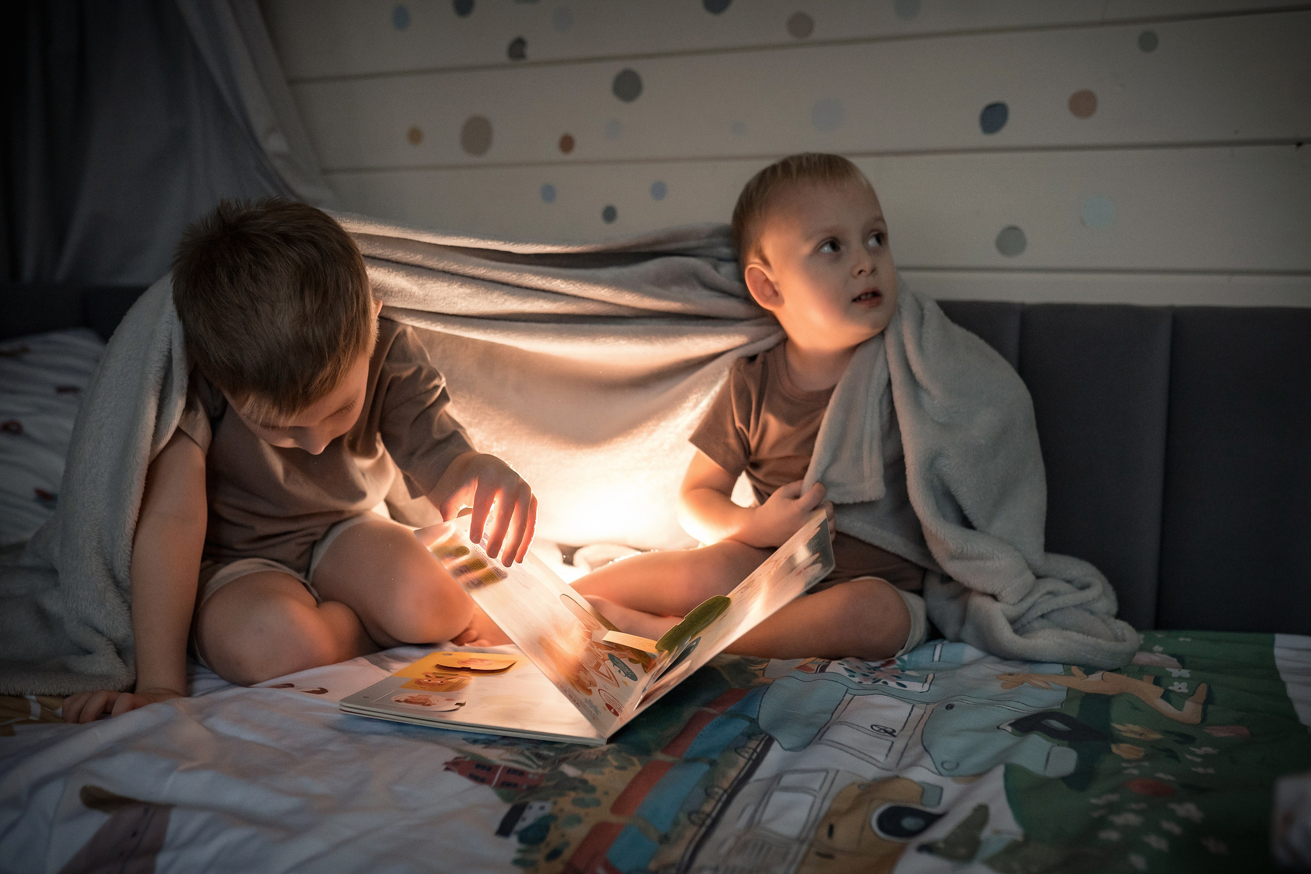 Фотосъемка новорожденных. Фотограф Крещения и Венчания в Москве