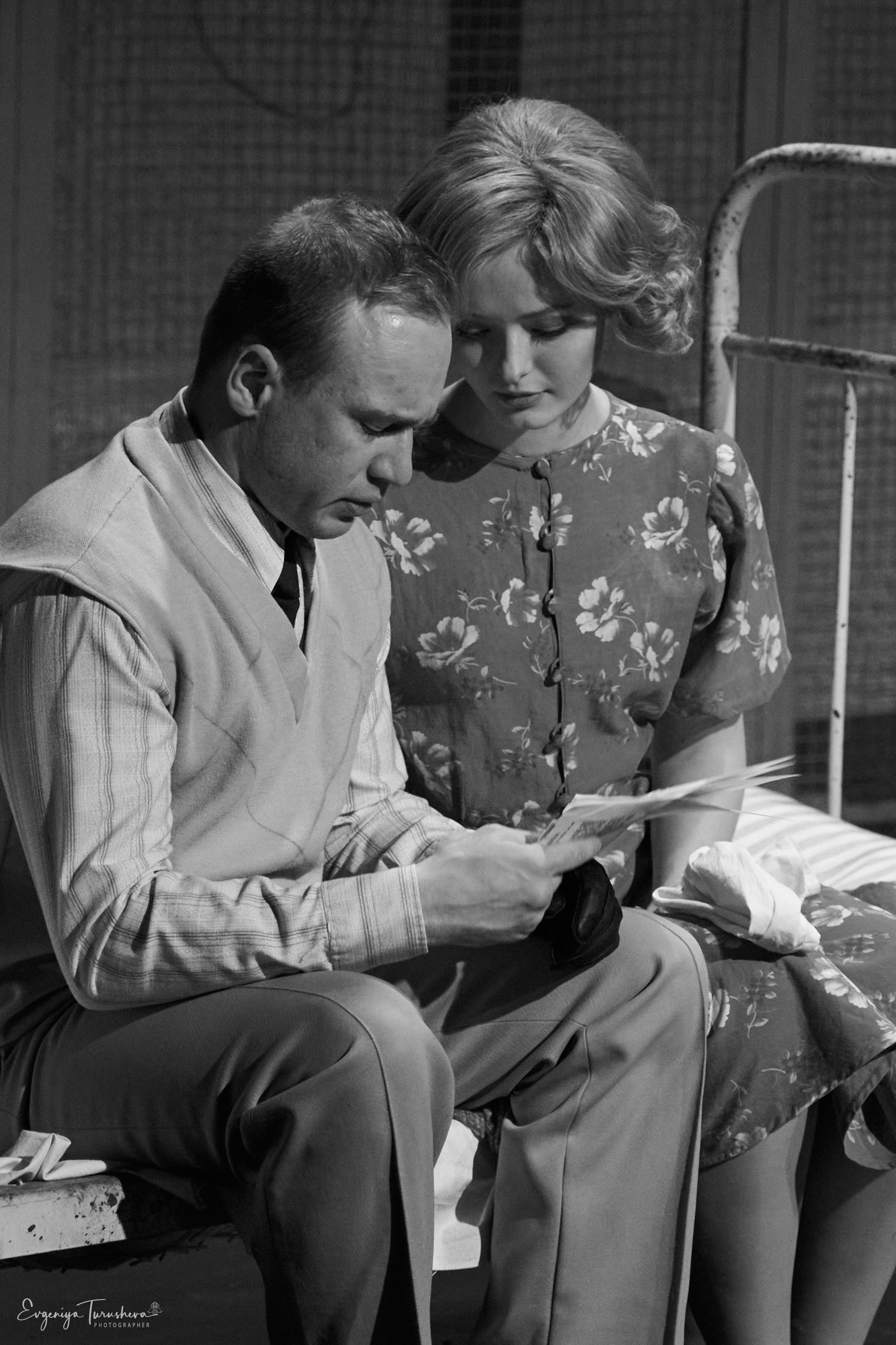 «Не бойся быть счастливым» (по пьесе А. Арбузова «Мой бедный Марат») | 26.01.2024 | ЦАТРА (экспериментальная сцена). Фотограф Евгения Турушева