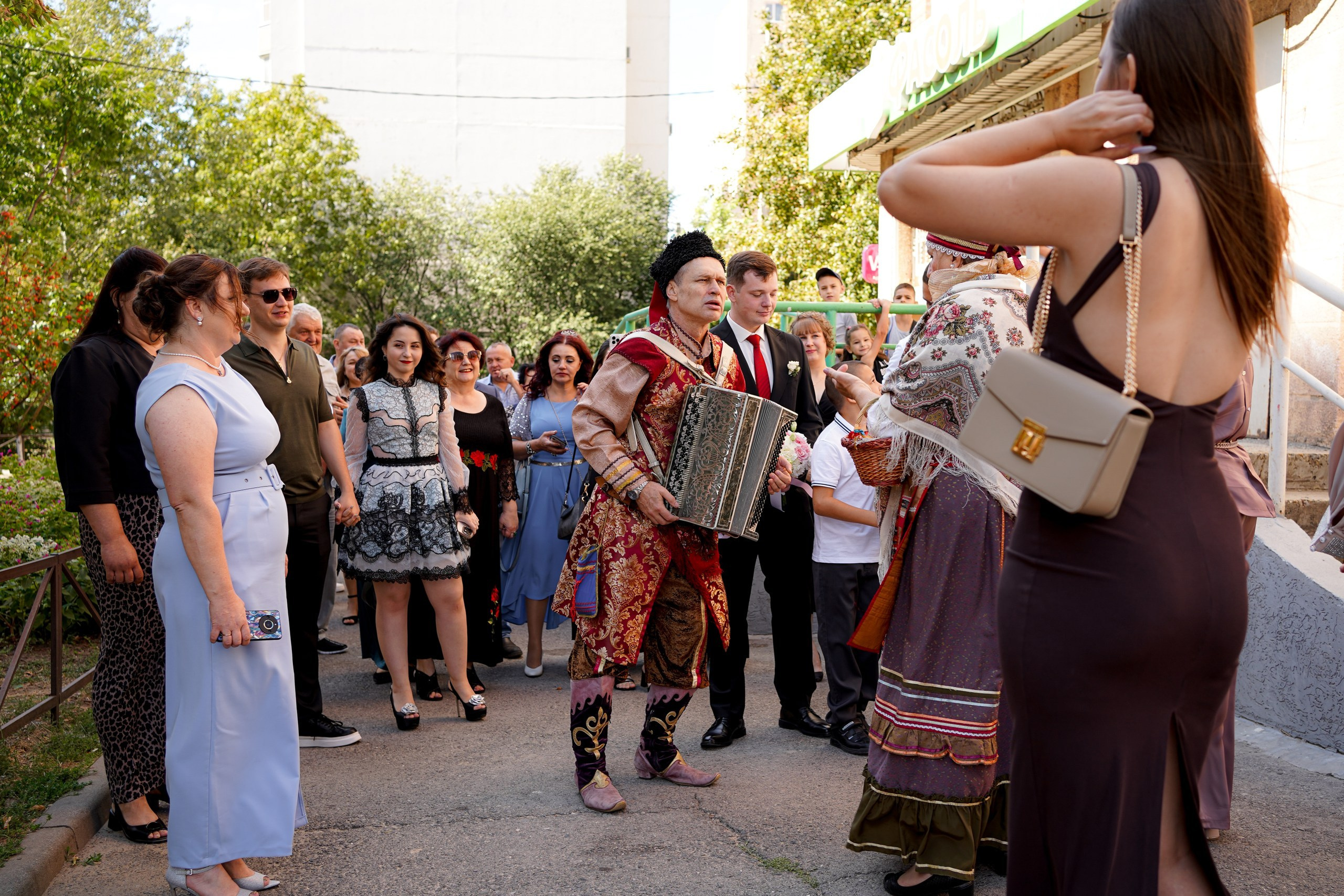 Свадьба «Полный день. Premium». Даниил и Алёна. Фотосессия в Ростове-на-Дону. Свадебный фотограф в Ростове-на-Дону. Таинство Крещения и Венчания, семейные фотосессии. Алёна Чёботова