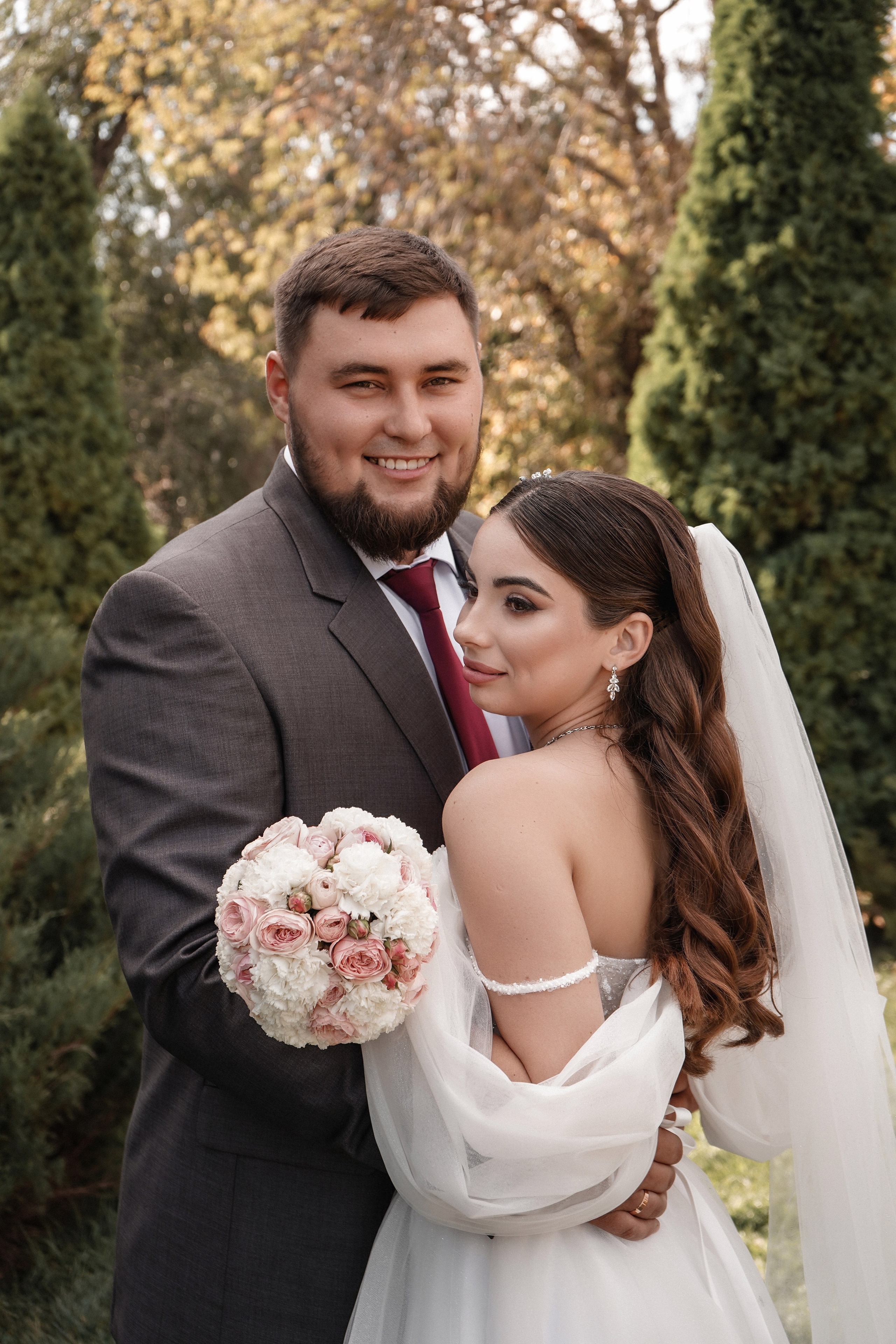 Свадебная фотосессия в Новочеркасске. Александровский парк и Вознесенский войсковой всеказачий собор. Андрей и Елена. Свадебный фотограф в Ростове-на-Дону. Таинство Крещения и Венчания, семейные фотосессии. Алёна Чёботова