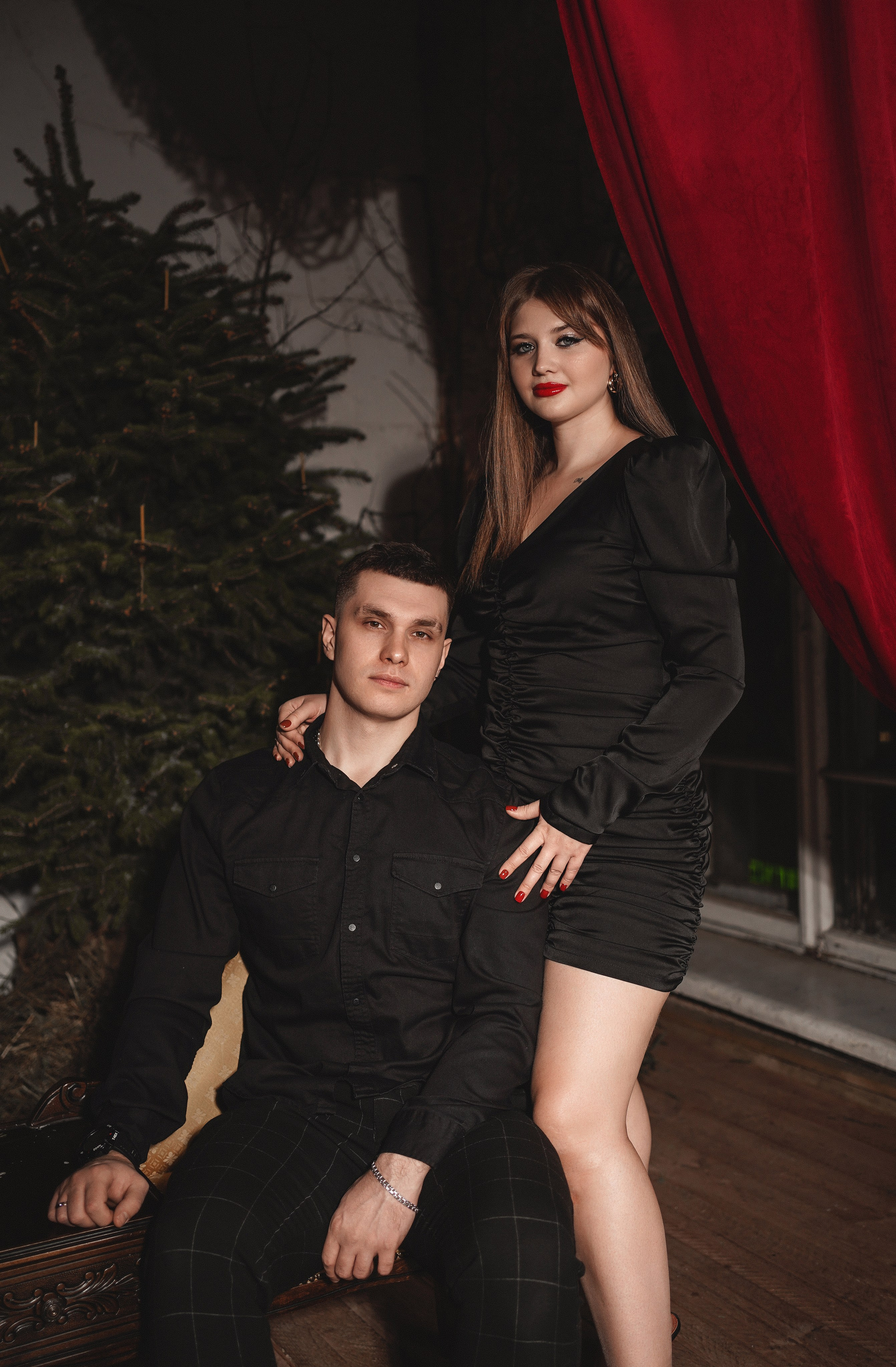 Семейная фотосессия в фотостудии MOX. Фотограф Ростов-на-Дону. Свадебный фотограф в Ростове-на-Дону. Таинство Крещения и Венчания, семейные фотосессии. Алёна Чёботова