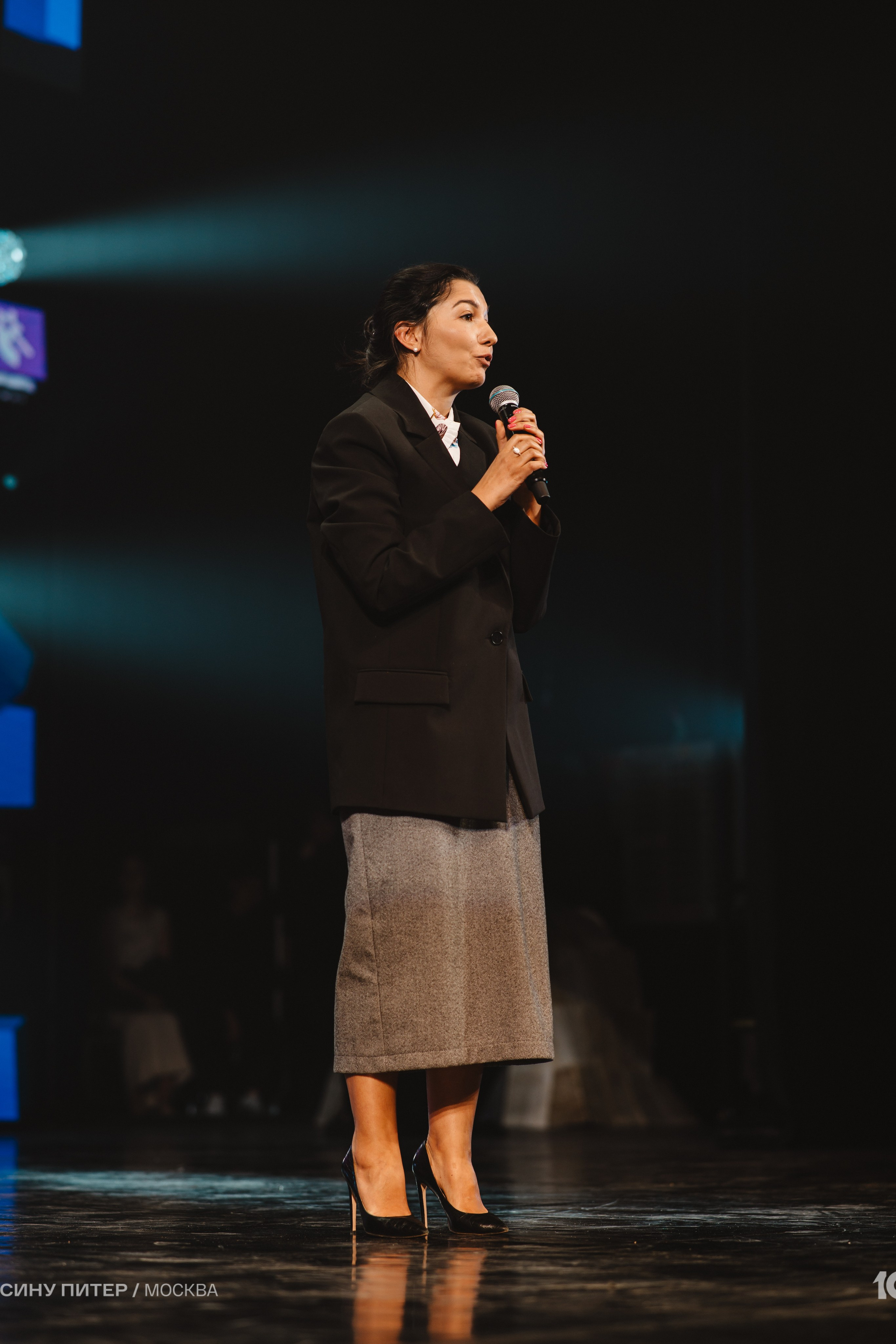 МСВ25. Photographe basé à Moscou