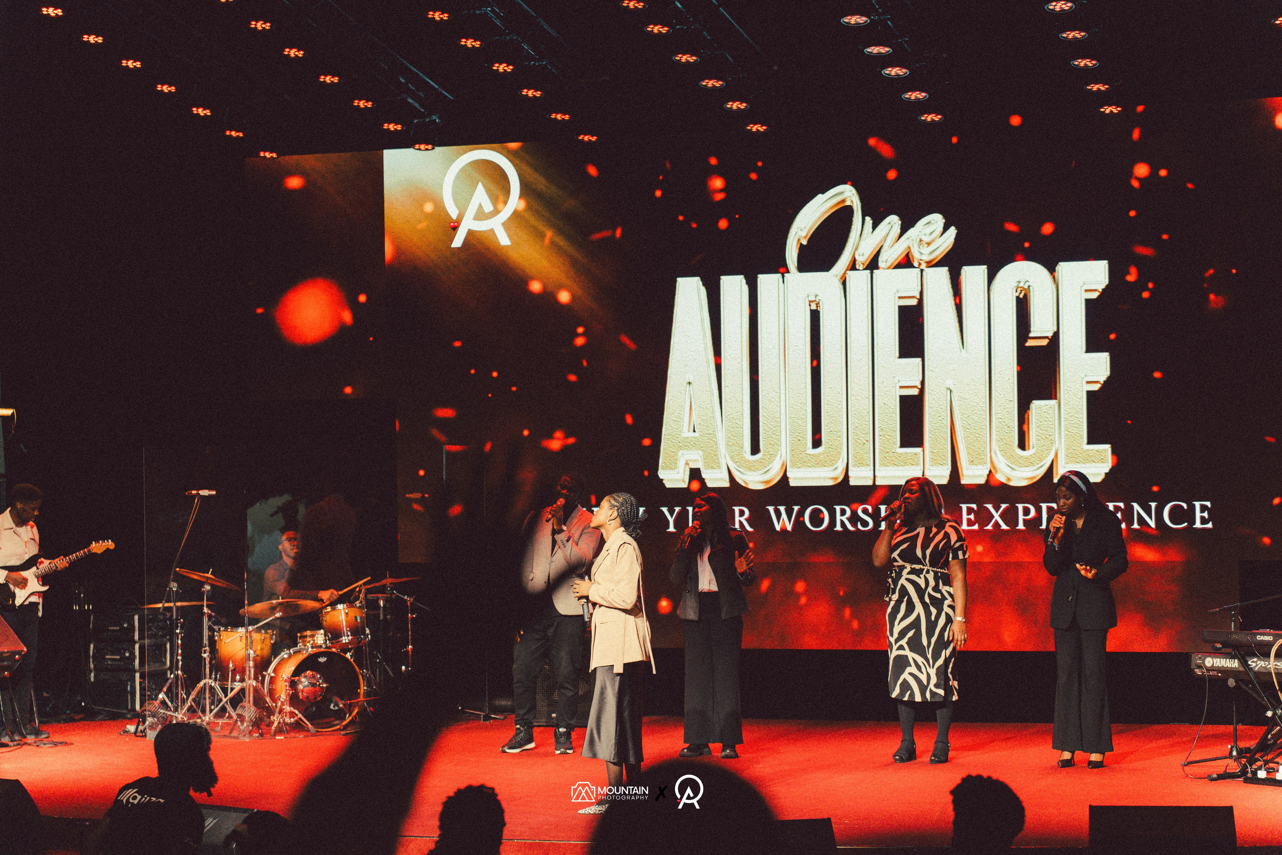 One Audience Gospel concert With Prospa Ochimana. Я занимаюсь событийной, свадебной, товарной, студийной… фотографией