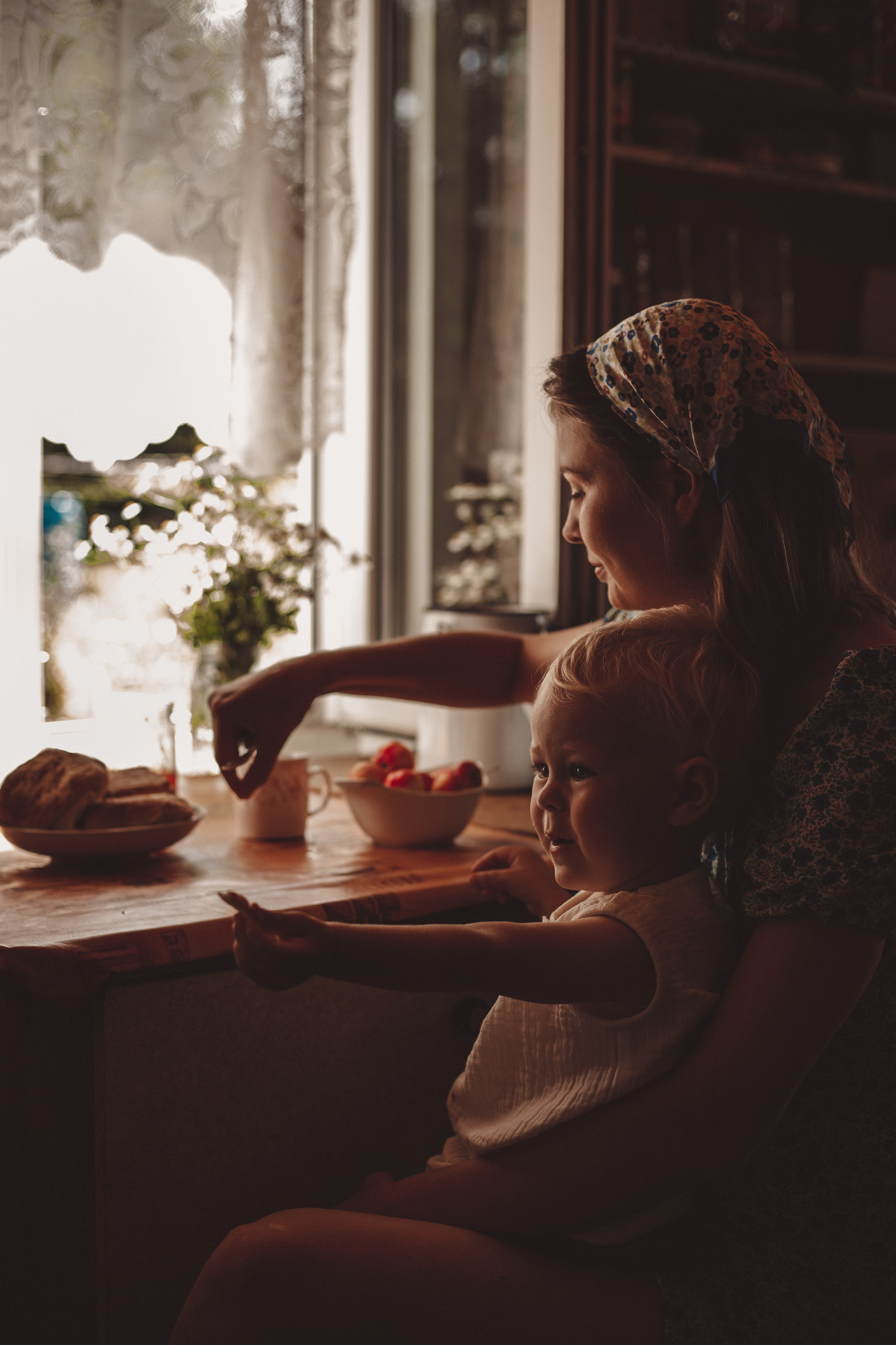 Семейная фотосессия - Люба и Платон: дачное детство. Семейный и женский фотограф Кемерово Мария Степ