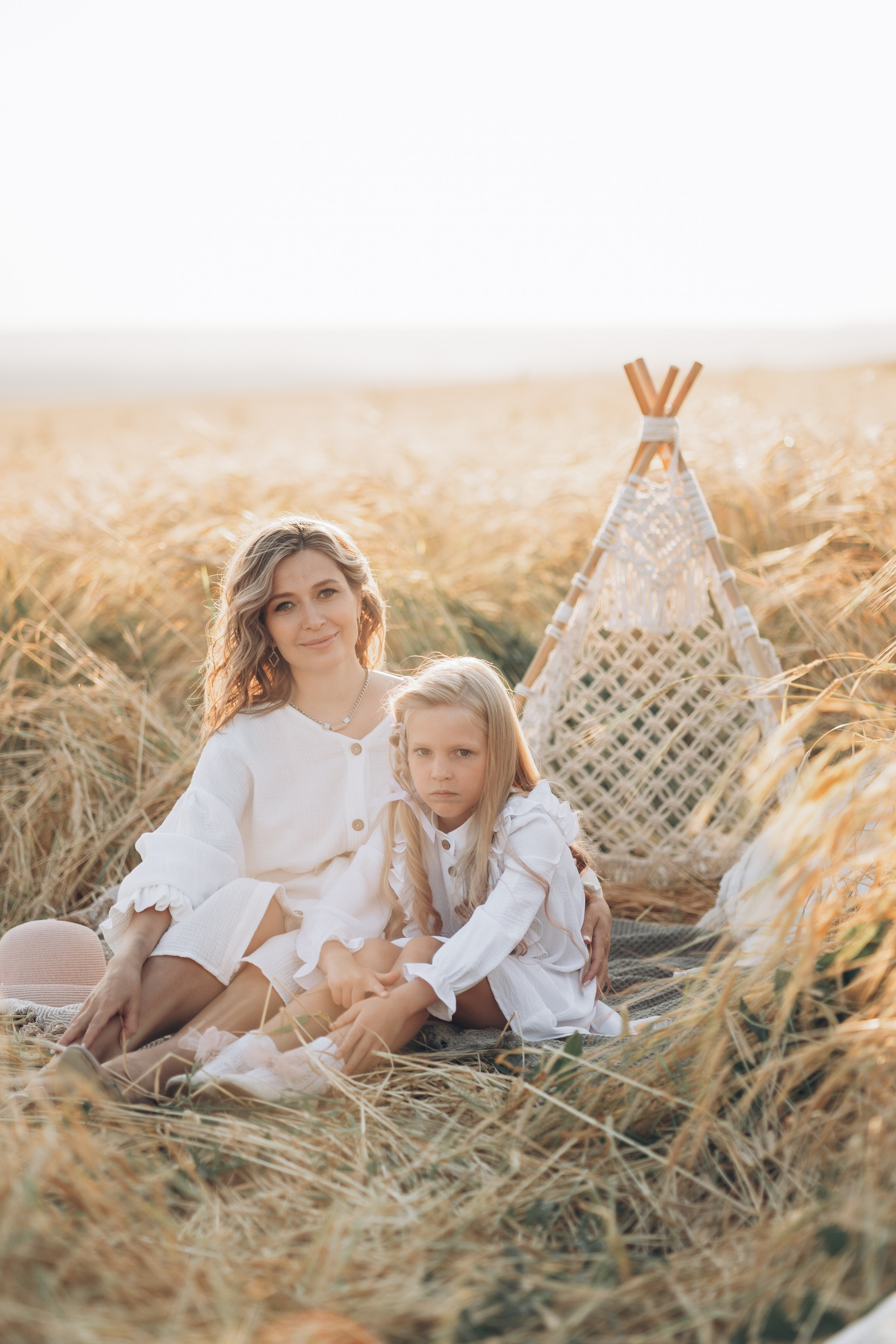 Закатная история в полях. Семейный фотограф в Москве Елена Гильманова