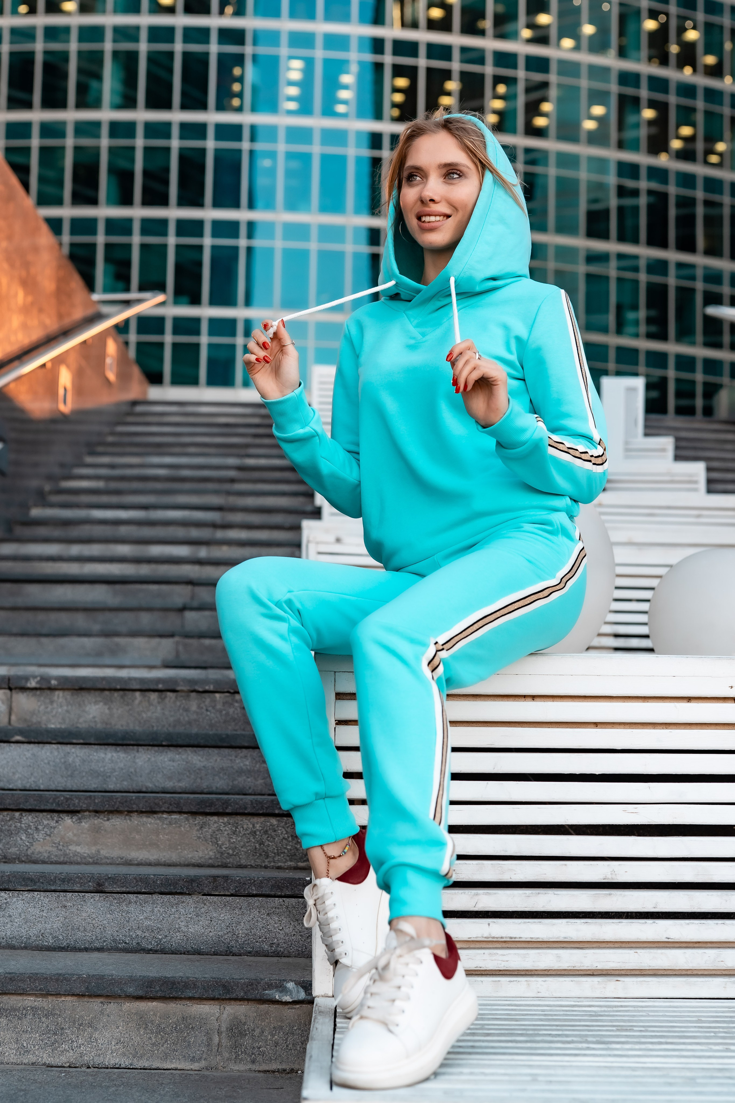 Уличные. Видеограф Добромыслов