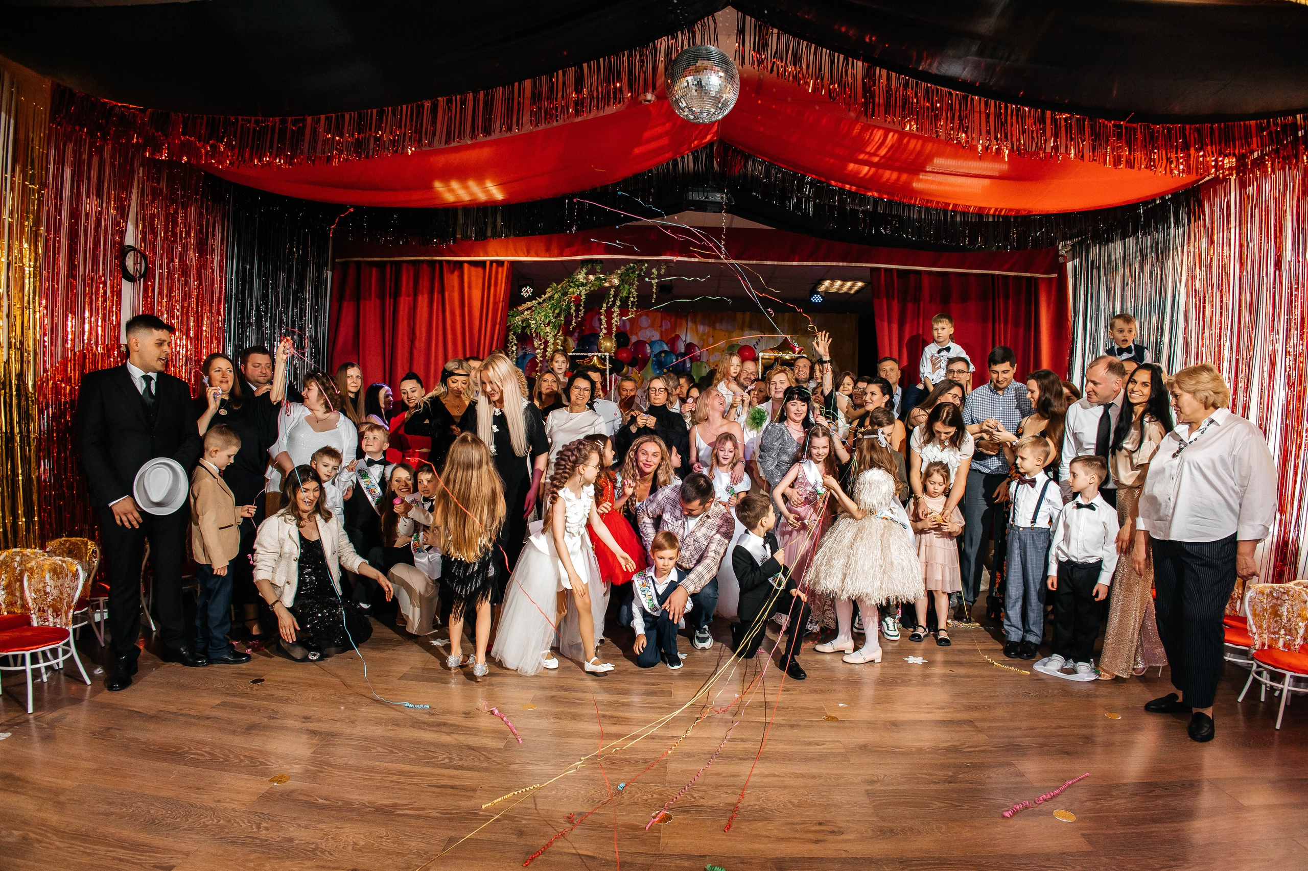 Выпускной в ЛИМПИК. Фотограф в Санкт-Петербурге Виктория Безверхая