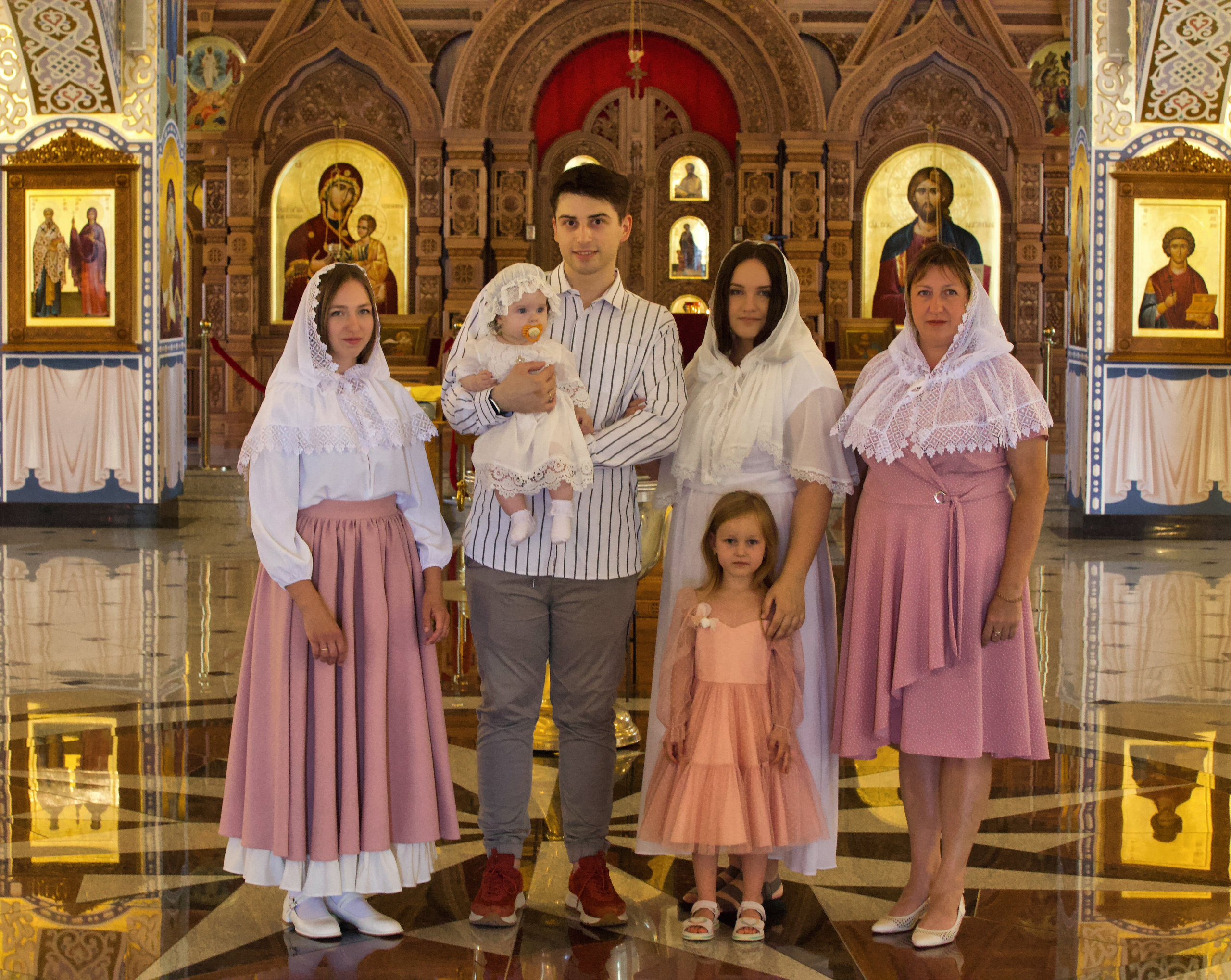 Крестины София. Репортажный фотограф Анапа