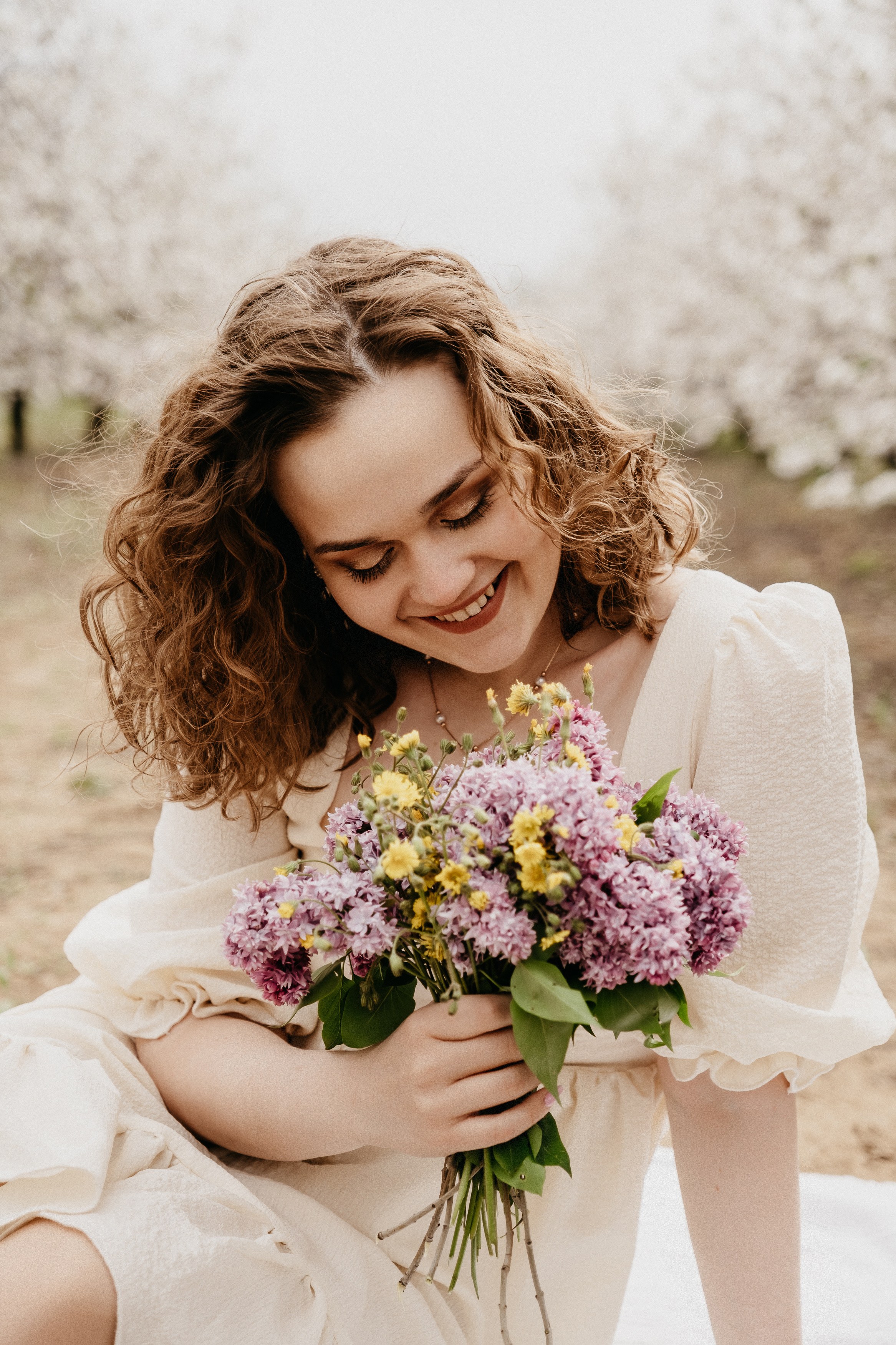 Фотосессия в цветущих садах Волгоград. Свадебный и семейный фотограф в Волгограде Кристина Иванова