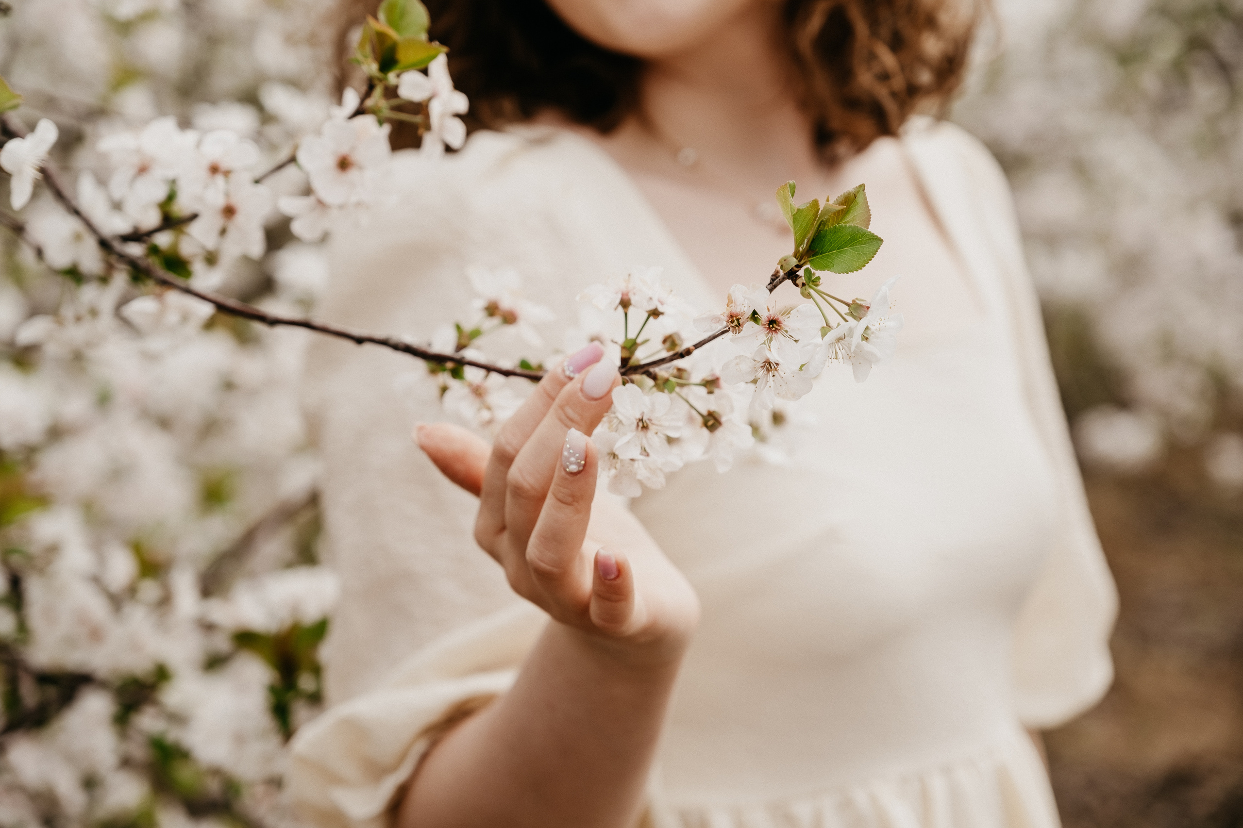 Фотосессия в цветущих садах Волгоград. Свадебный и семейный фотограф в Волгограде Кристина Иванова