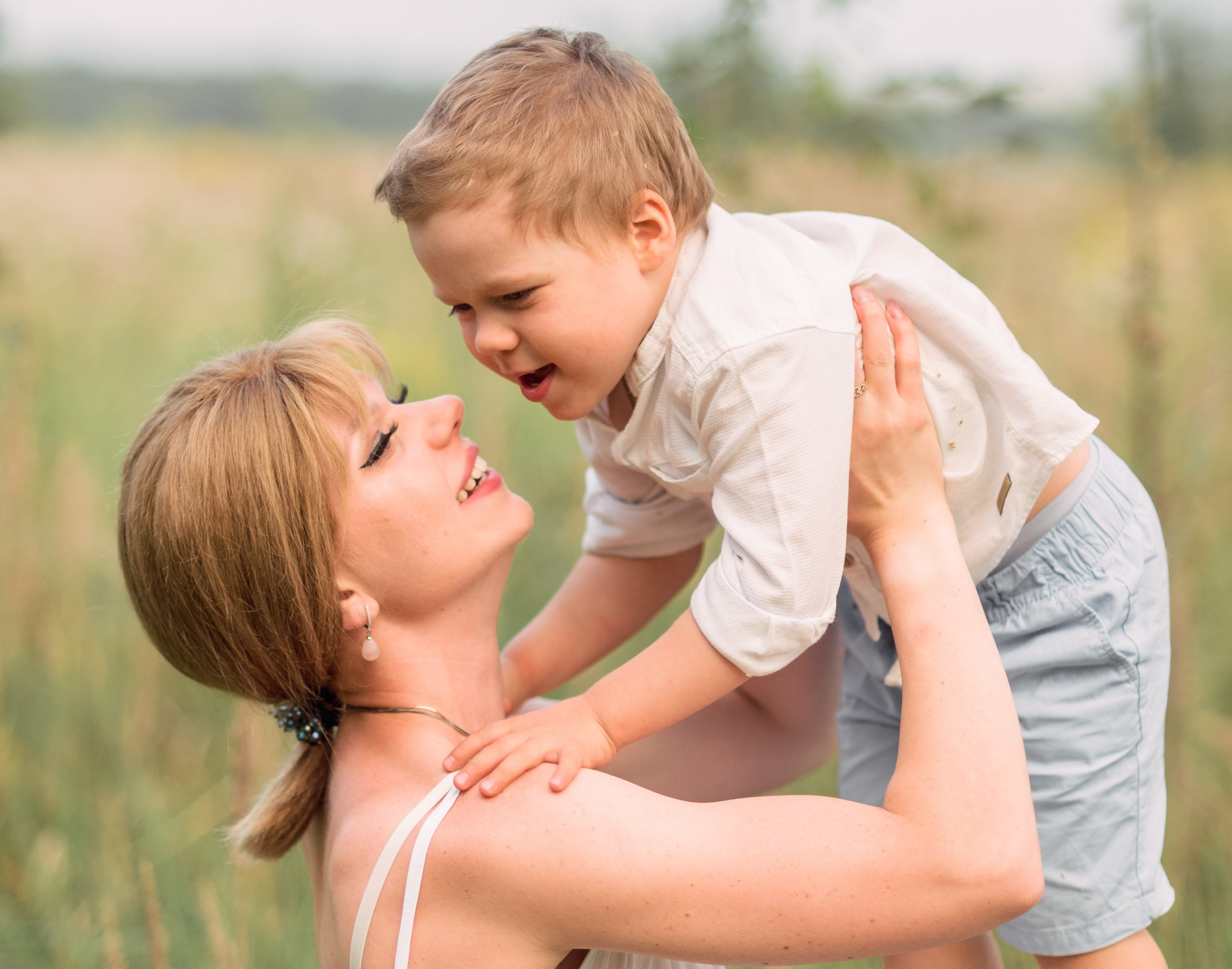 В поле. Фотограф Юлия Попова