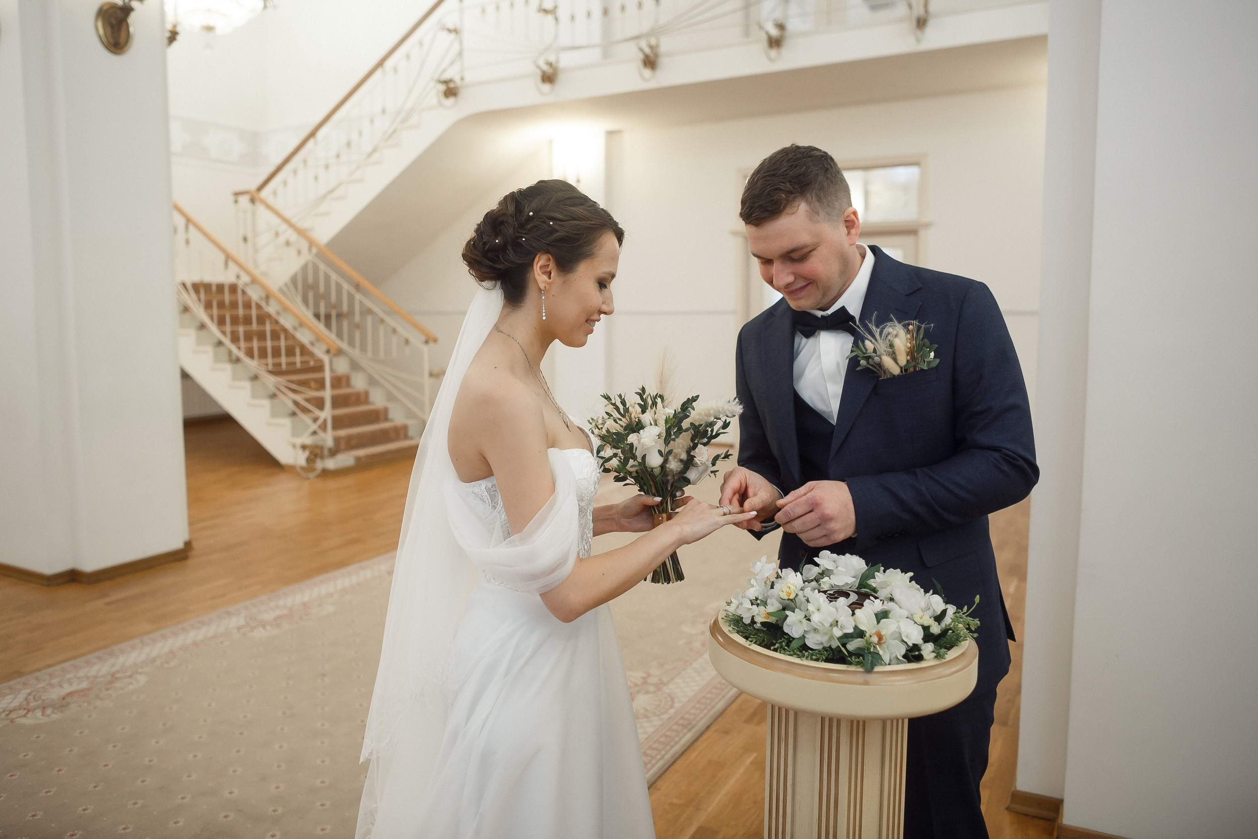 Анонс: Мария и Василий. Свадебный фотограф Игорь Брундасов 8PHOTO на свадьбу венчание загс СПб