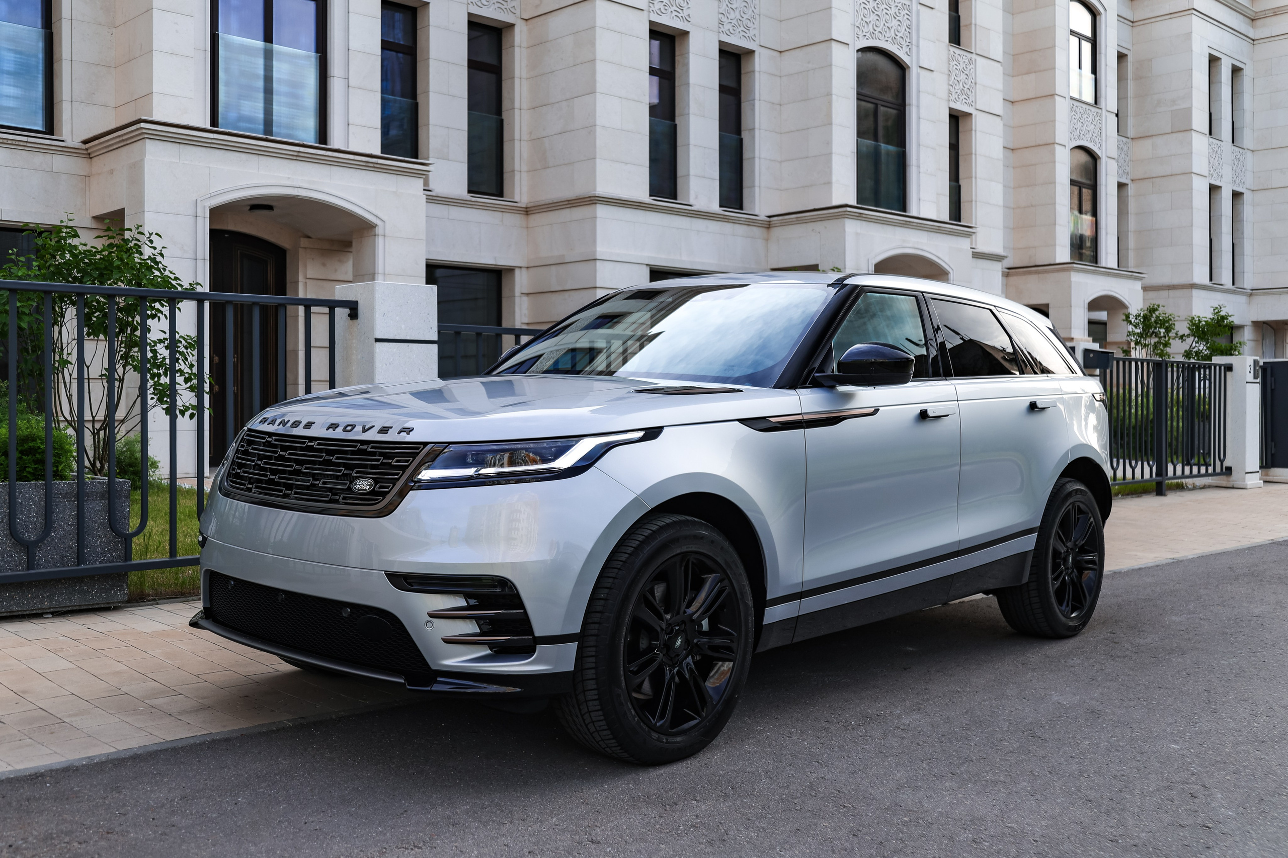 2024 RANGE ROVER VELAR 2.0 AT. Mixturecaptures