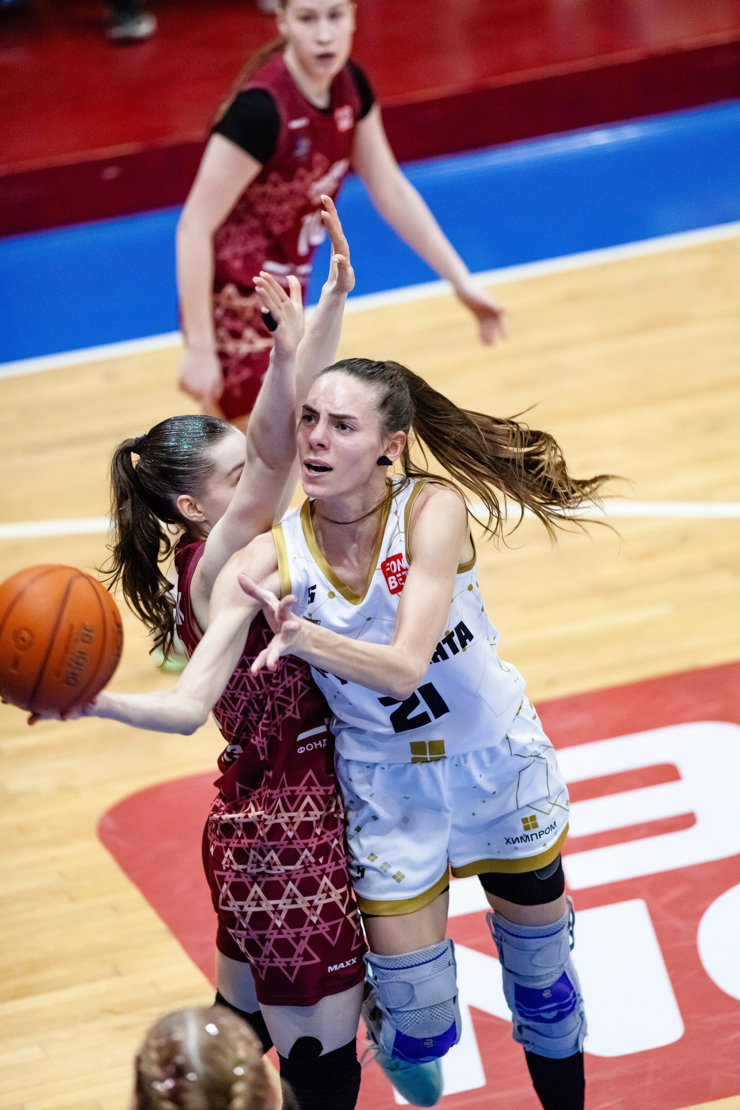 ЧГУ-Атланта — Славянка. Фотография