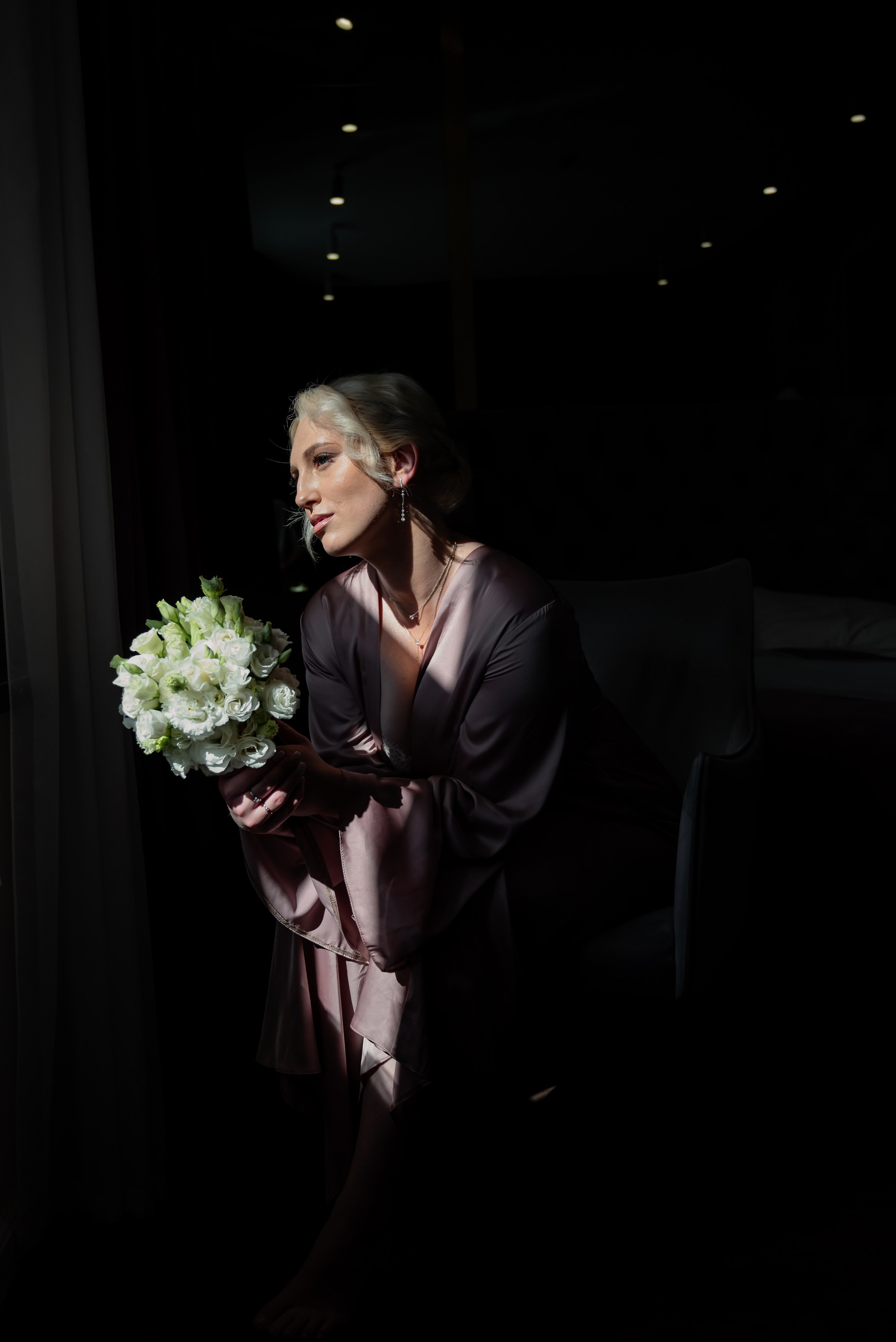 Свадьба в Санкт-Петербурге. Анастасия Петрович фотограф, фотокорреспондент в Москве и Санкт-Петербурге. Фотосъёмка репортажа, мероприятия, корпоративная съёмка, контент