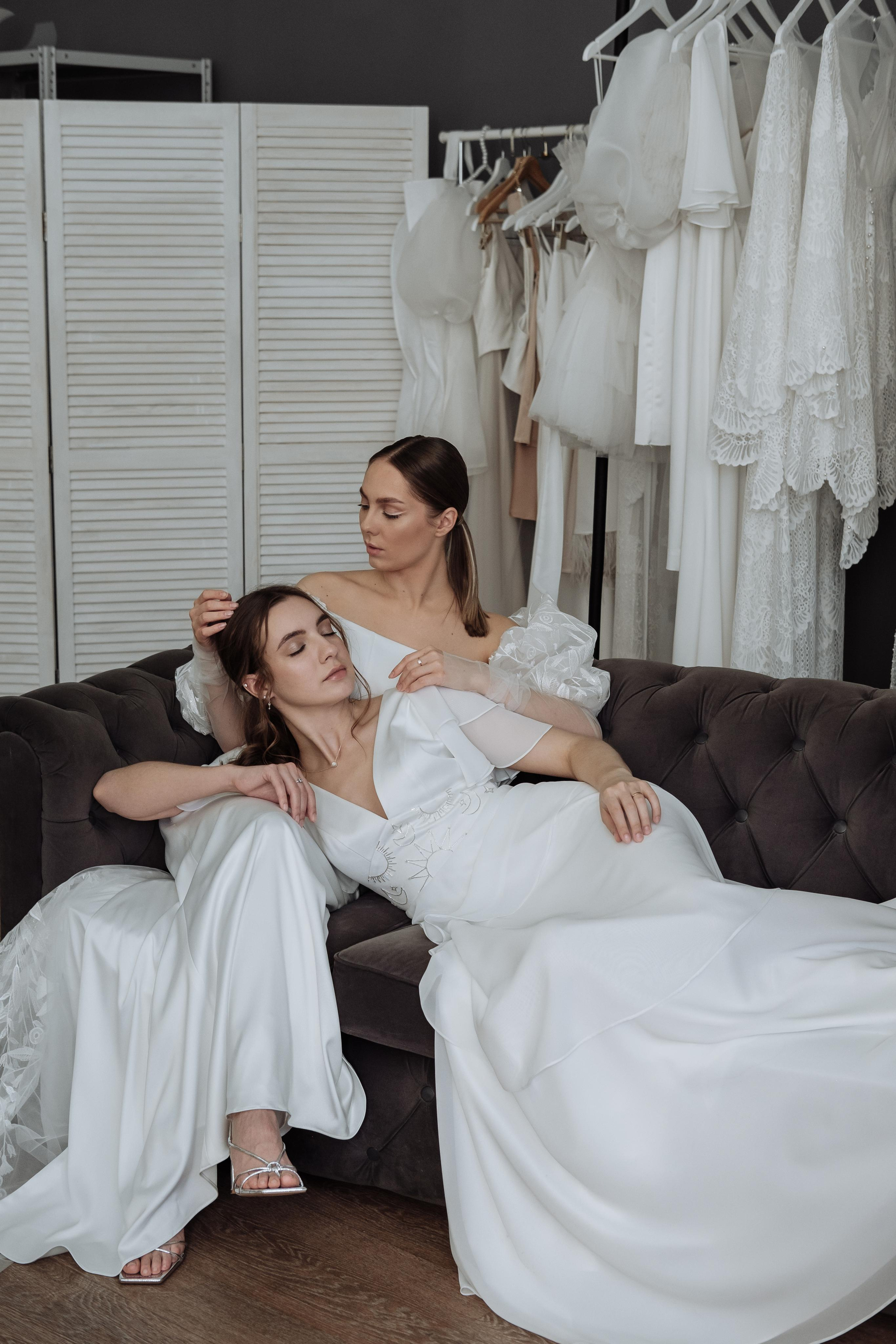 Wedding dresses. Photographer Cologne Bonn Europe Anna Ketova