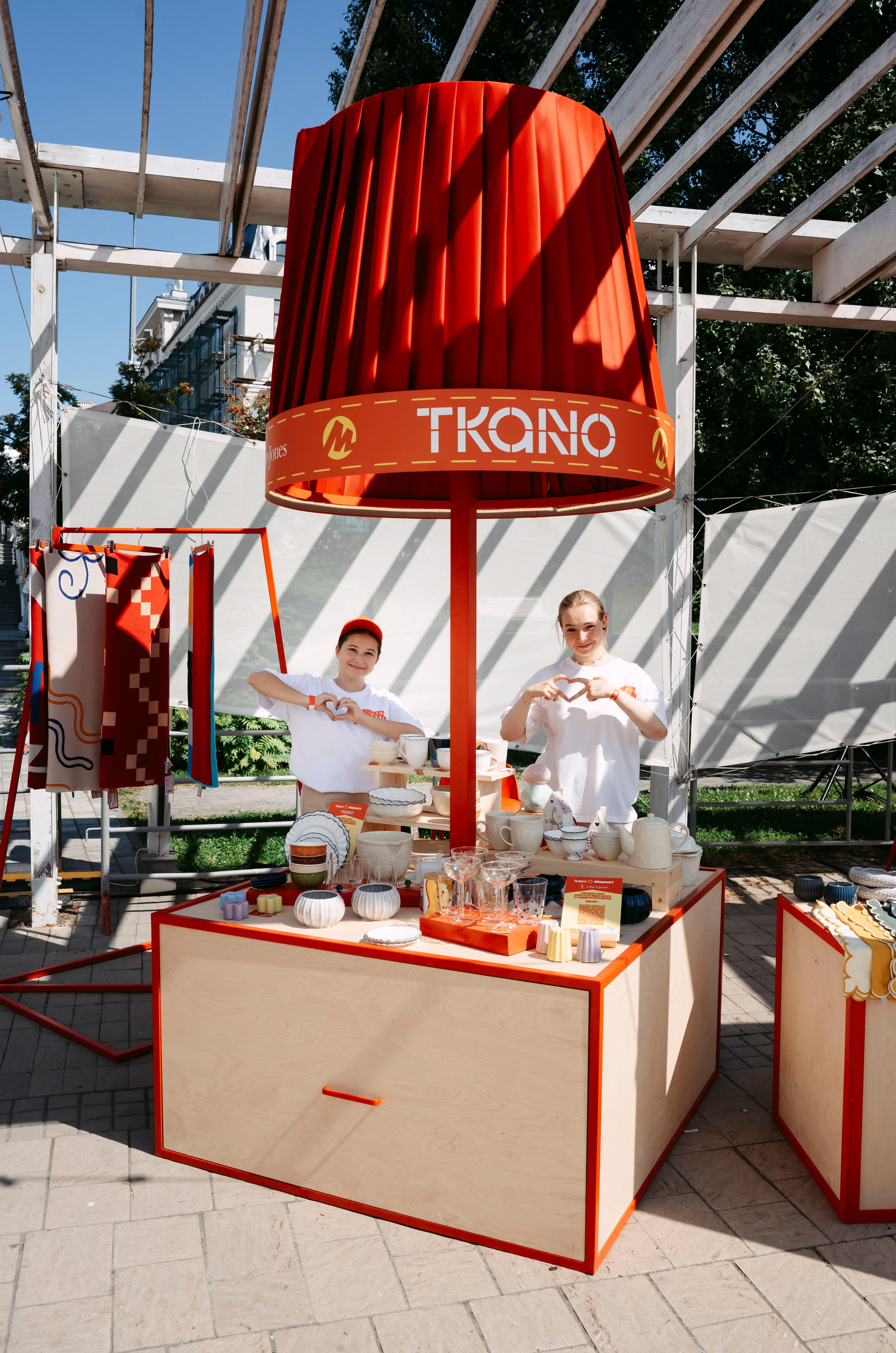 Маркет Маркета. Казань / 2025. Саша Копылов, фотограф в Казани