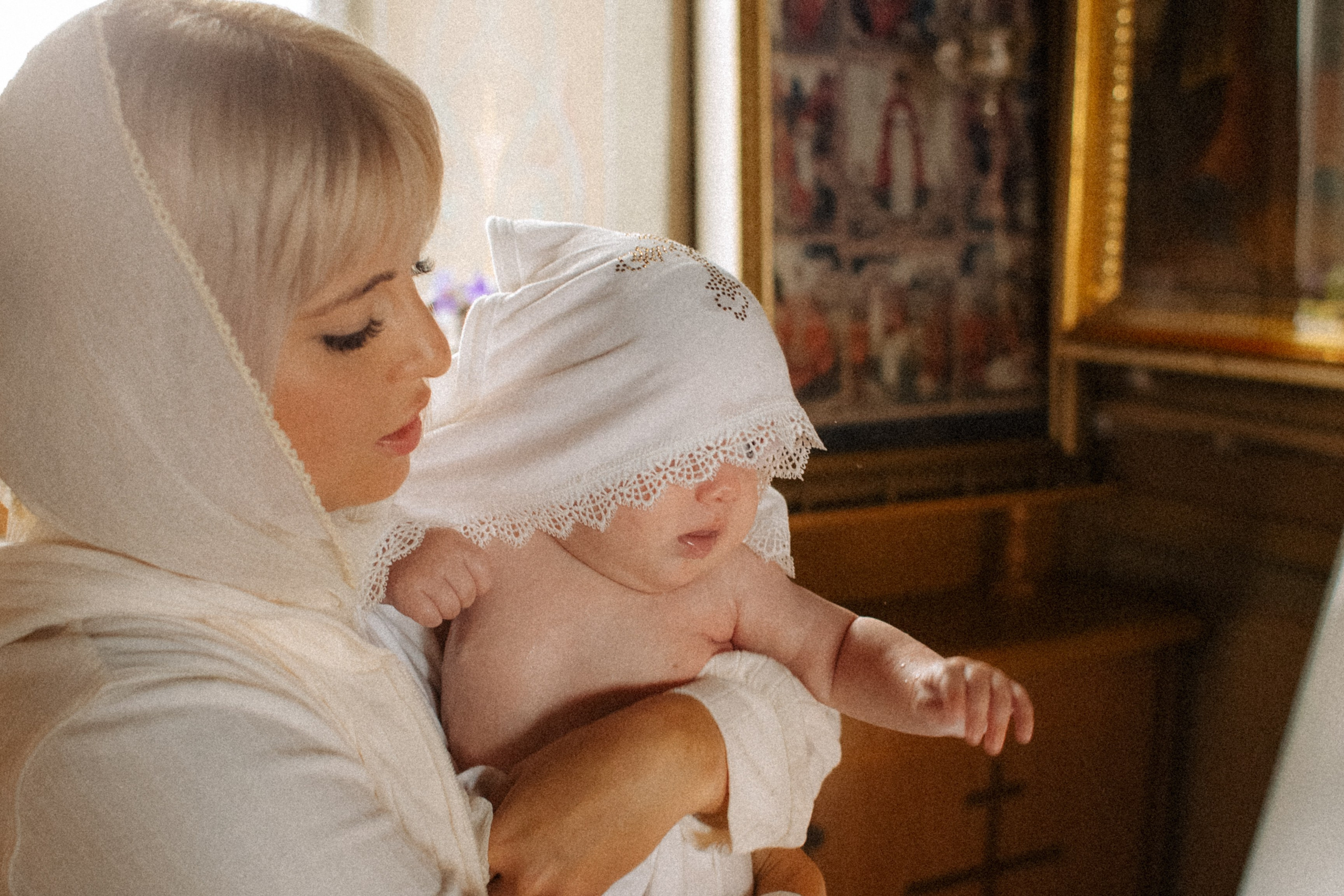 Крещение малышки Мии. Семейный фотограф Виктория Потехина Москва