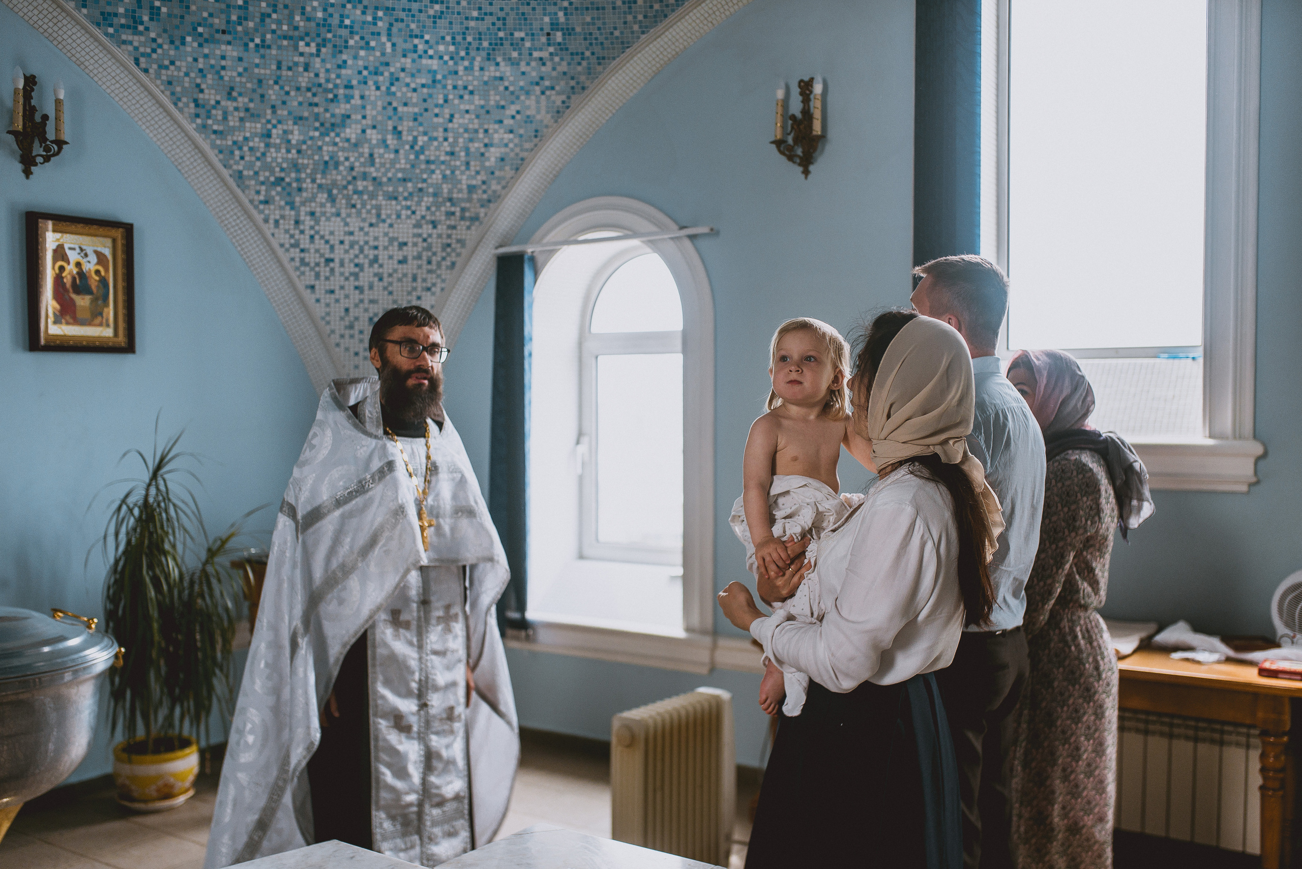 Крещение Полины. Семейный документальный фотограф в Волгограде Мариэта Додина