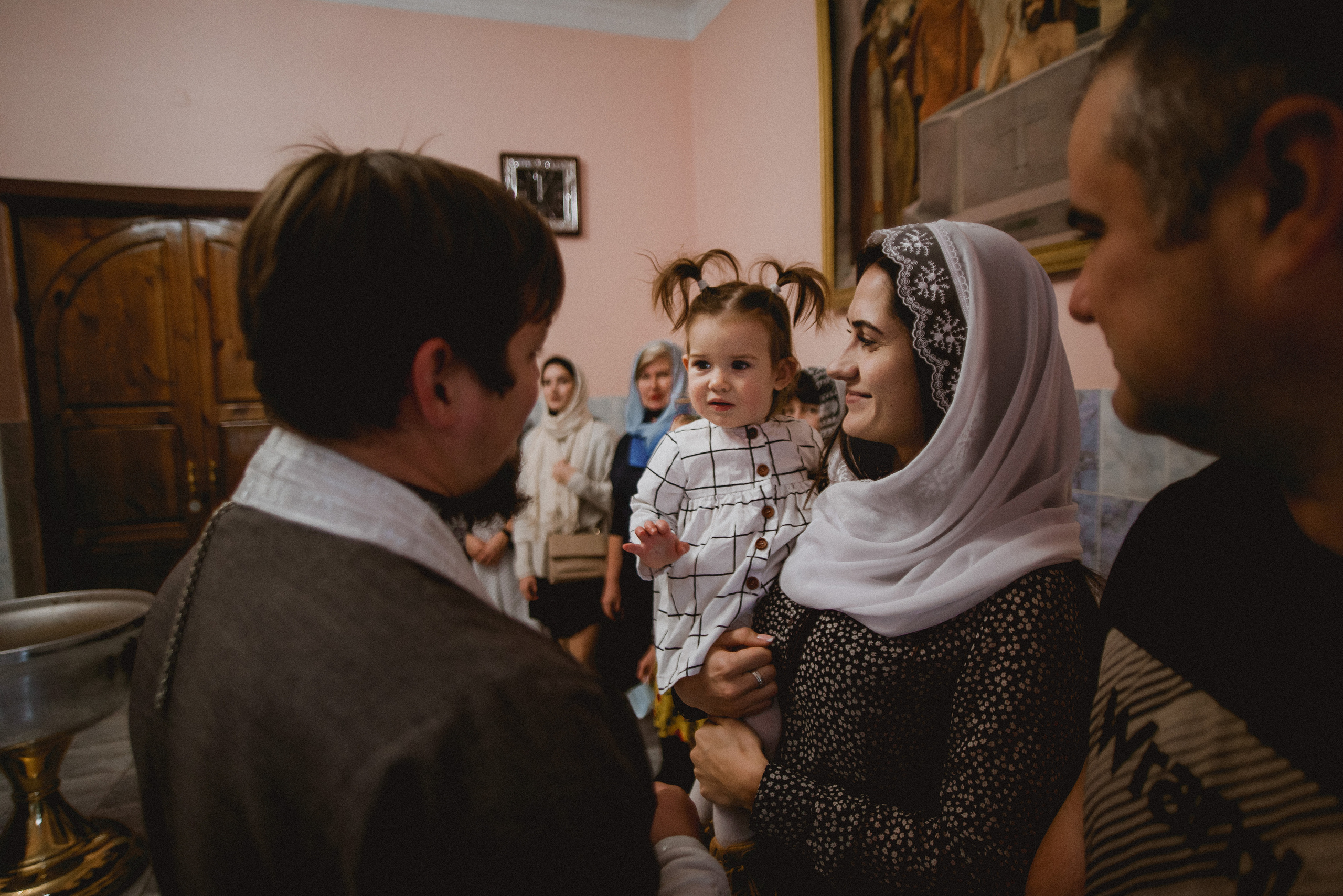 Крещение Анечки. Семейный документальный фотограф в Волгограде Мариэта Додина