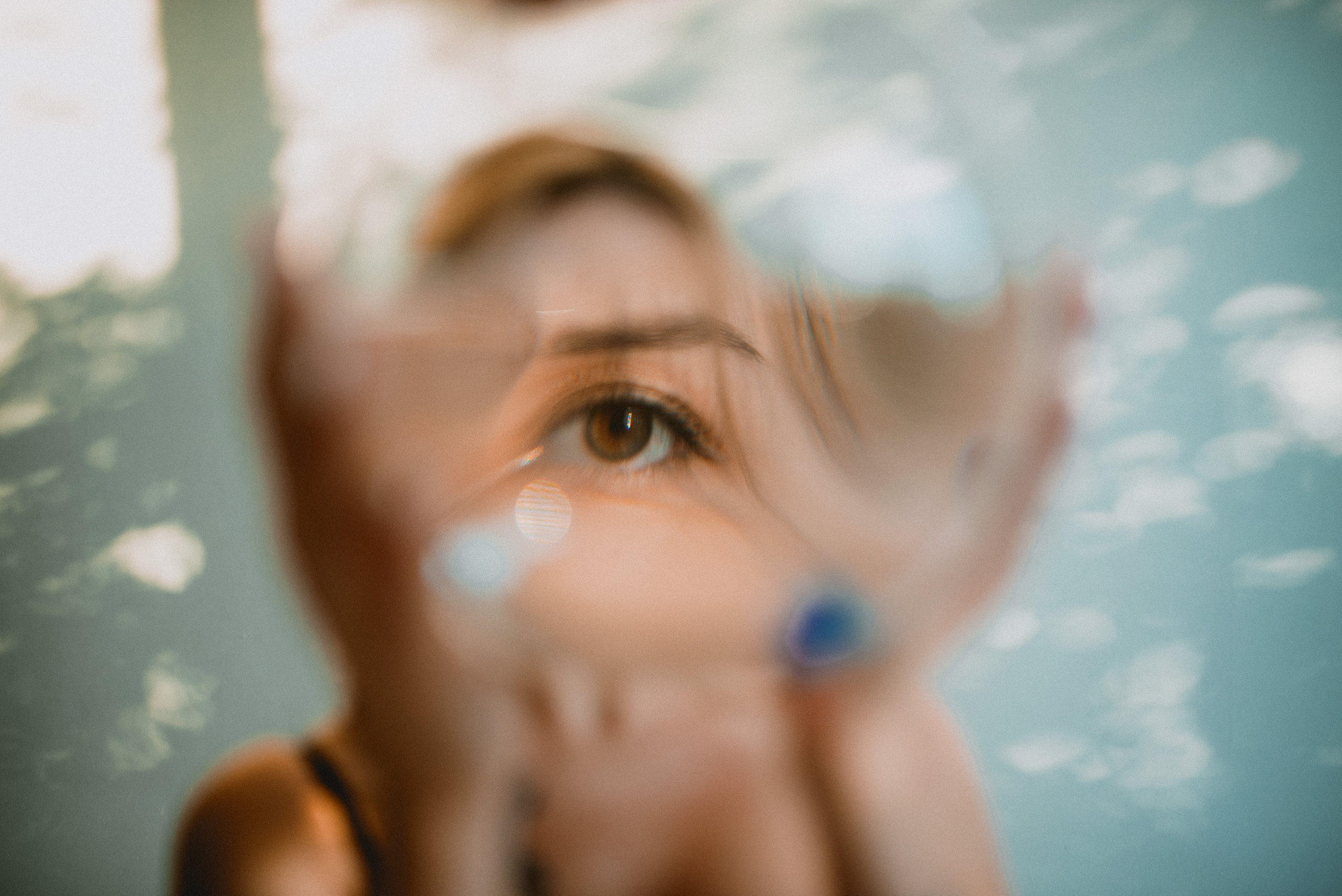 Рыбка плывет, а внутри свет. Семейный документальный фотограф в Волгограде Мариэта Додина