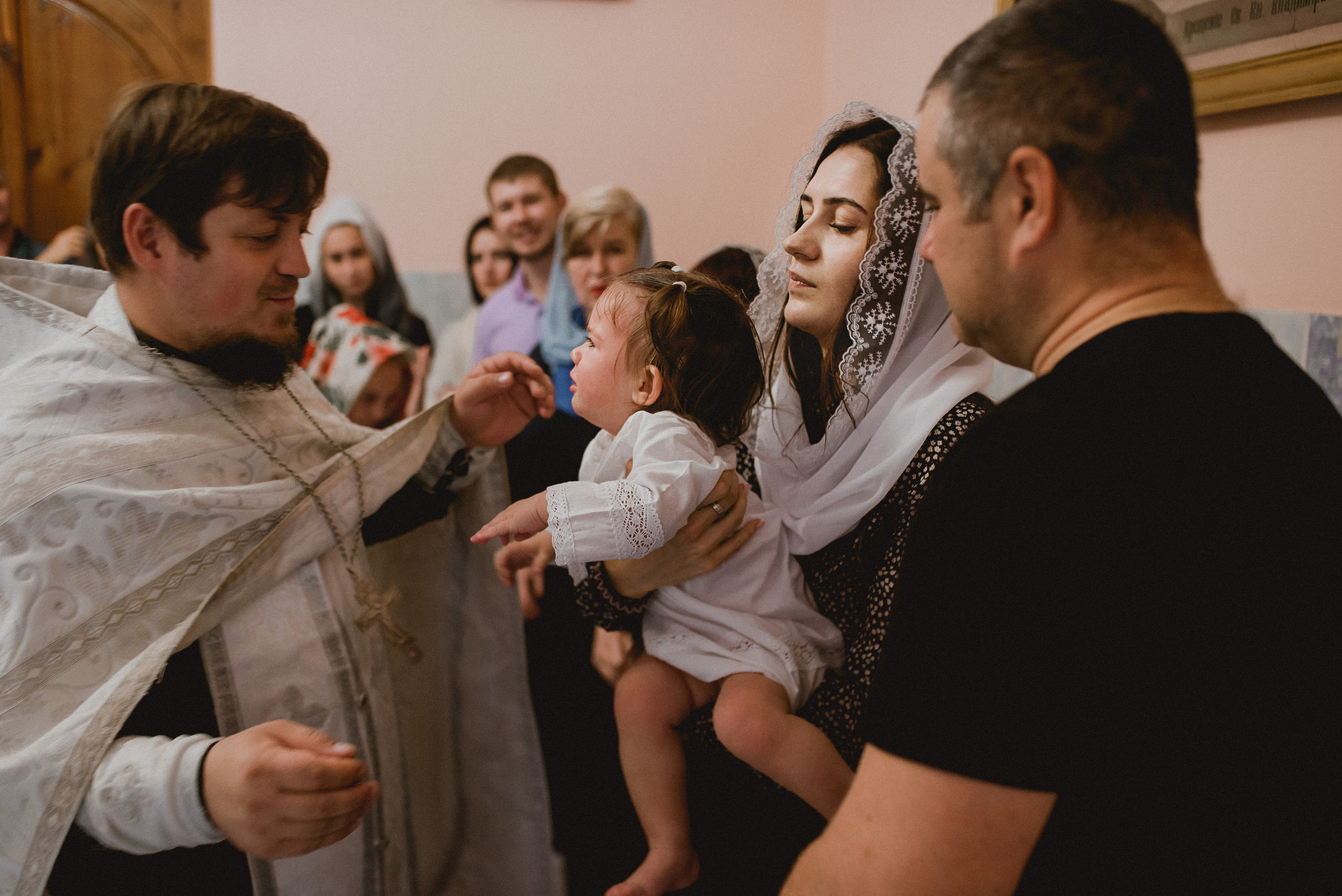Крещение Анечки. Семейный документальный фотограф в Волгограде Мариэта Додина