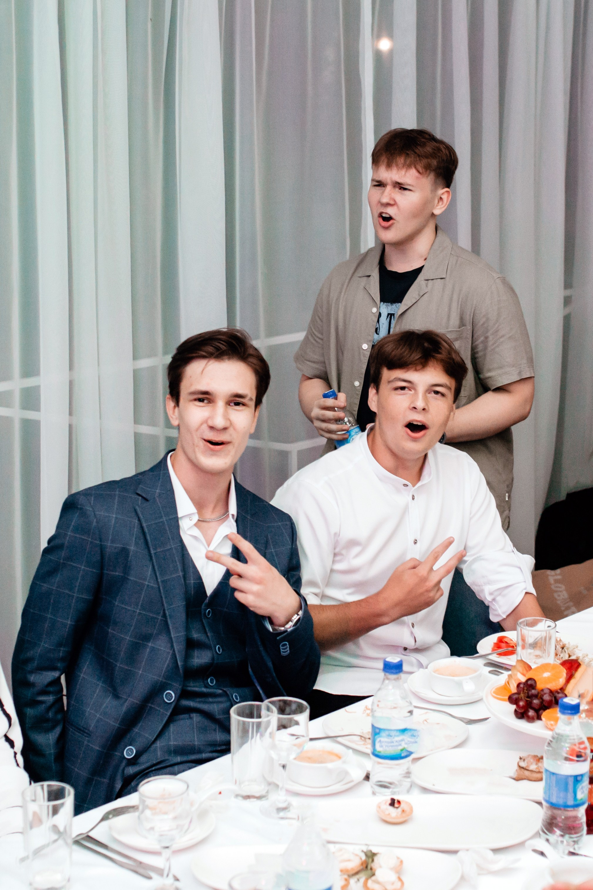 Выпускной 2025 (41 школа) 11 класс. Фотограф в Челябинске Ополихина Анна