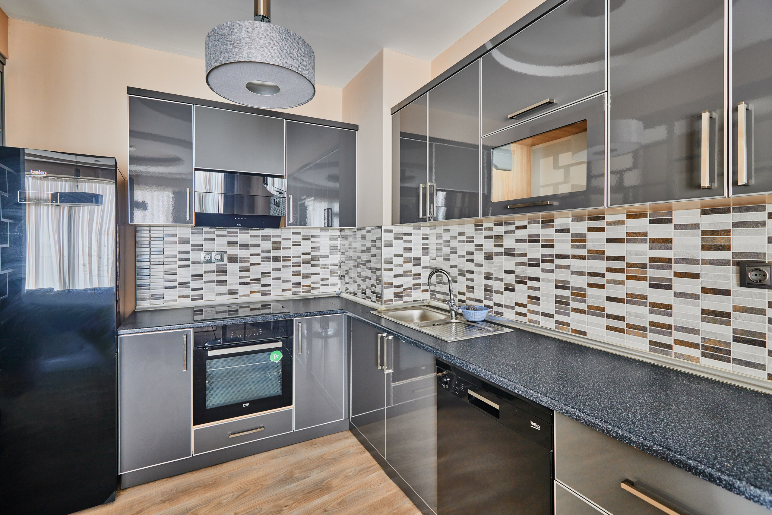 METRO CITY. Режиссёр, клипмейкер, фотограф — Андрей Охота