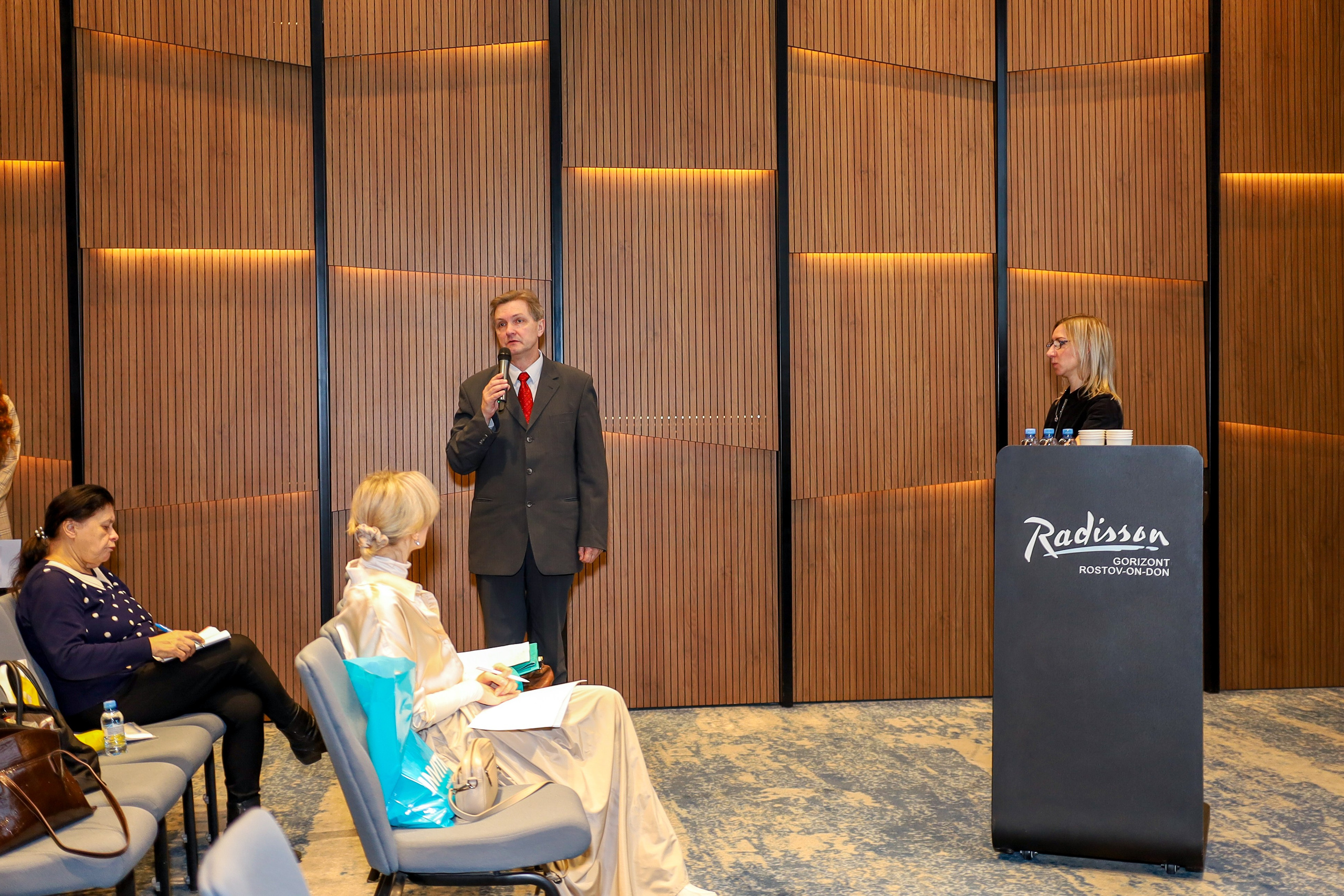 Репортаж «конференции». Слава Лерина. Фотограф. Ростов-на-Дону