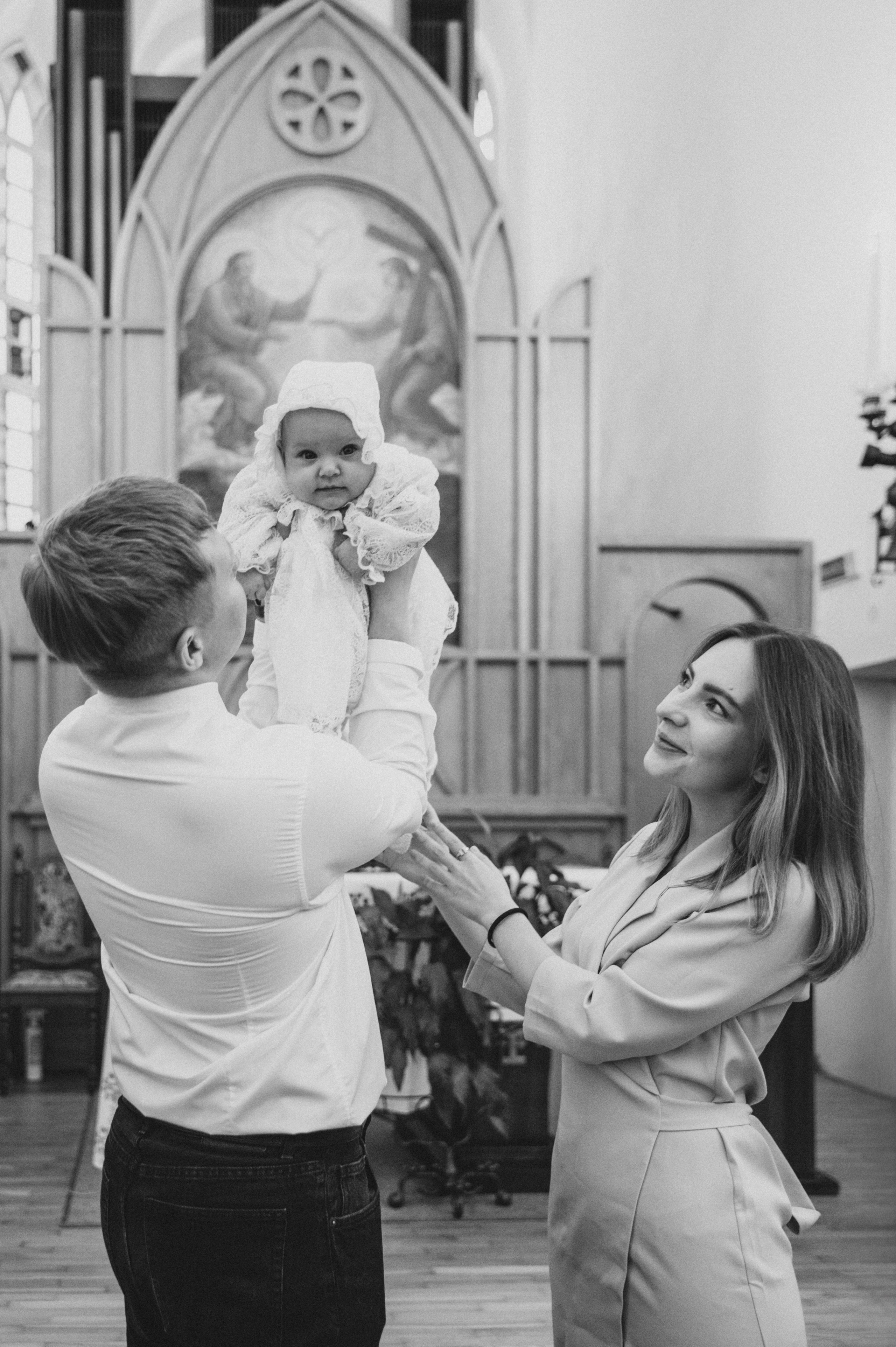 Крещение Эмили (Золотогорский костёл Пресвятой Троицы). Семейный фотограф в Минске Дарья Дреко