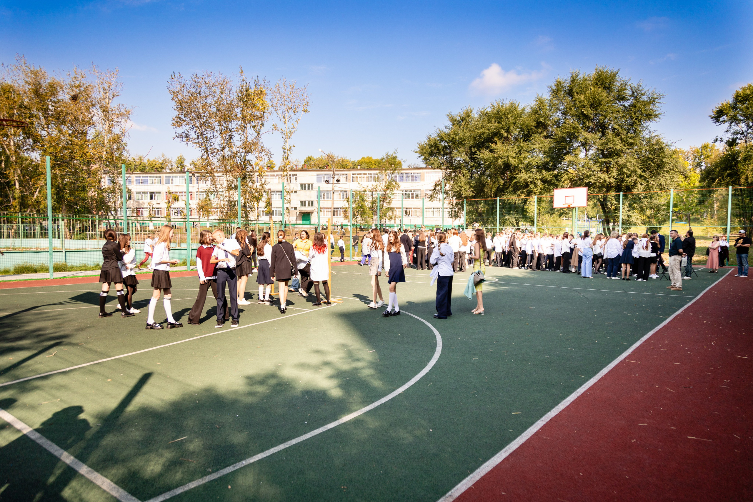 Гимназия № 50. Детский фотограф видеограф в Хабаровске Михаил Орлов