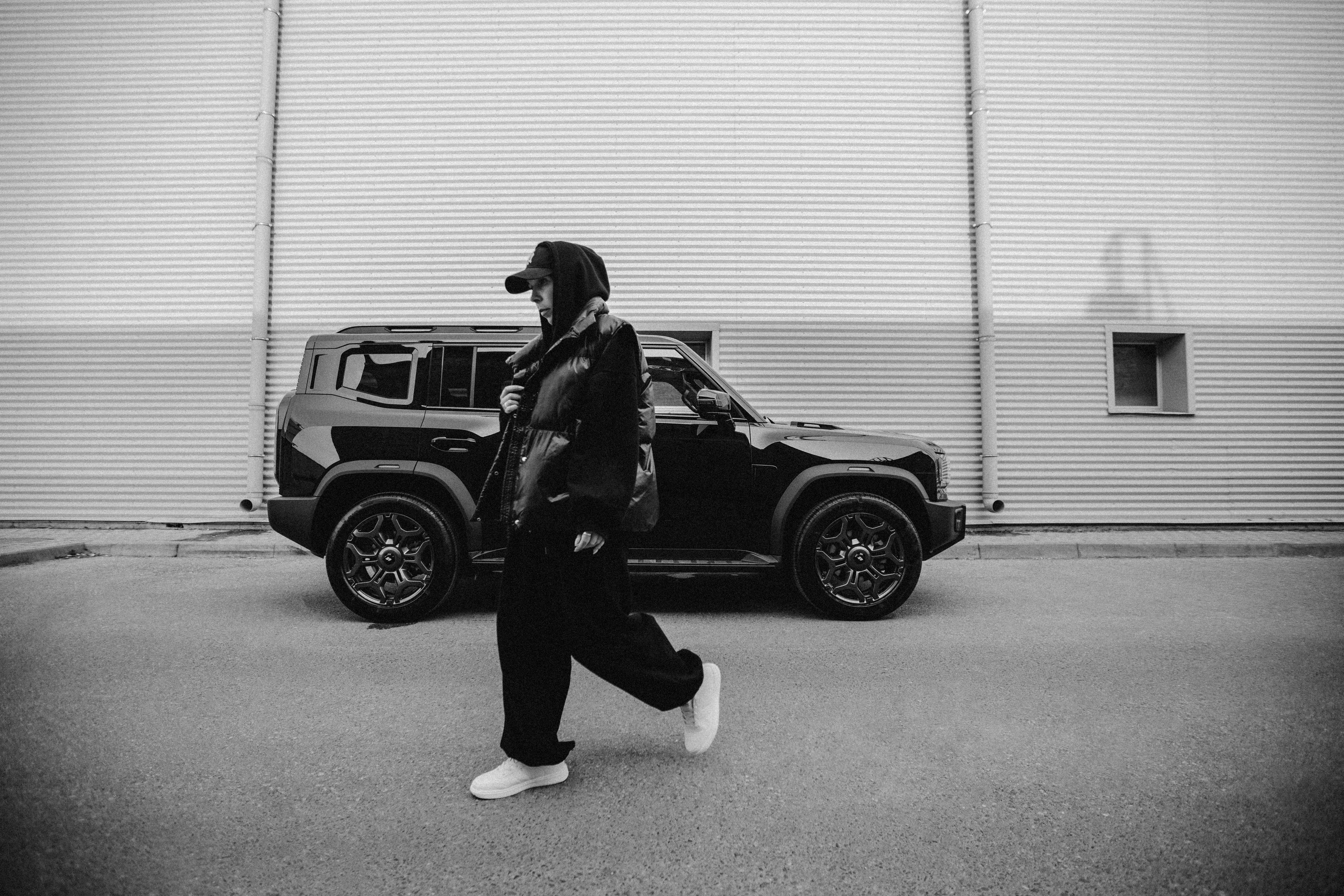 Яна и Jetour T-2. Свадебный и портретный фотограф в Пятигорске, КМВ — Власова Юля