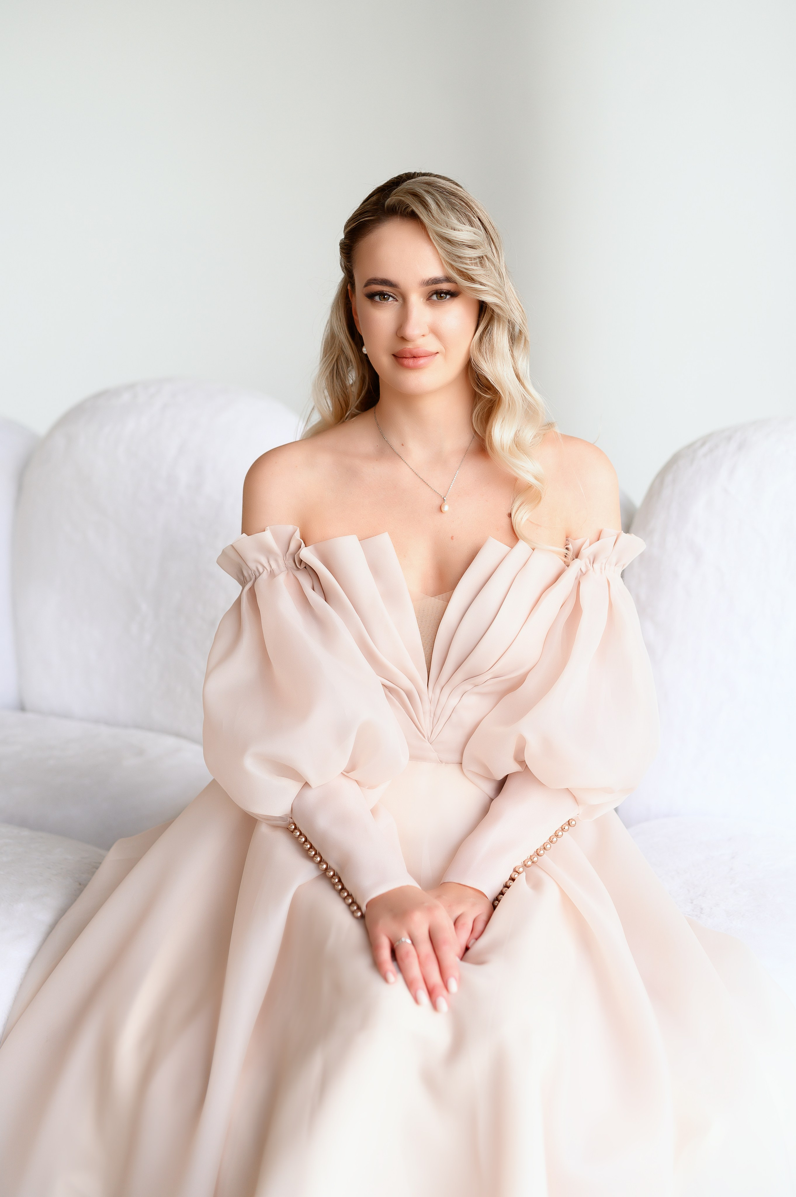 Ангелина и Александр | свадебная студийная съемка. Фотограф в Краснодаре Скубицкая Альбина