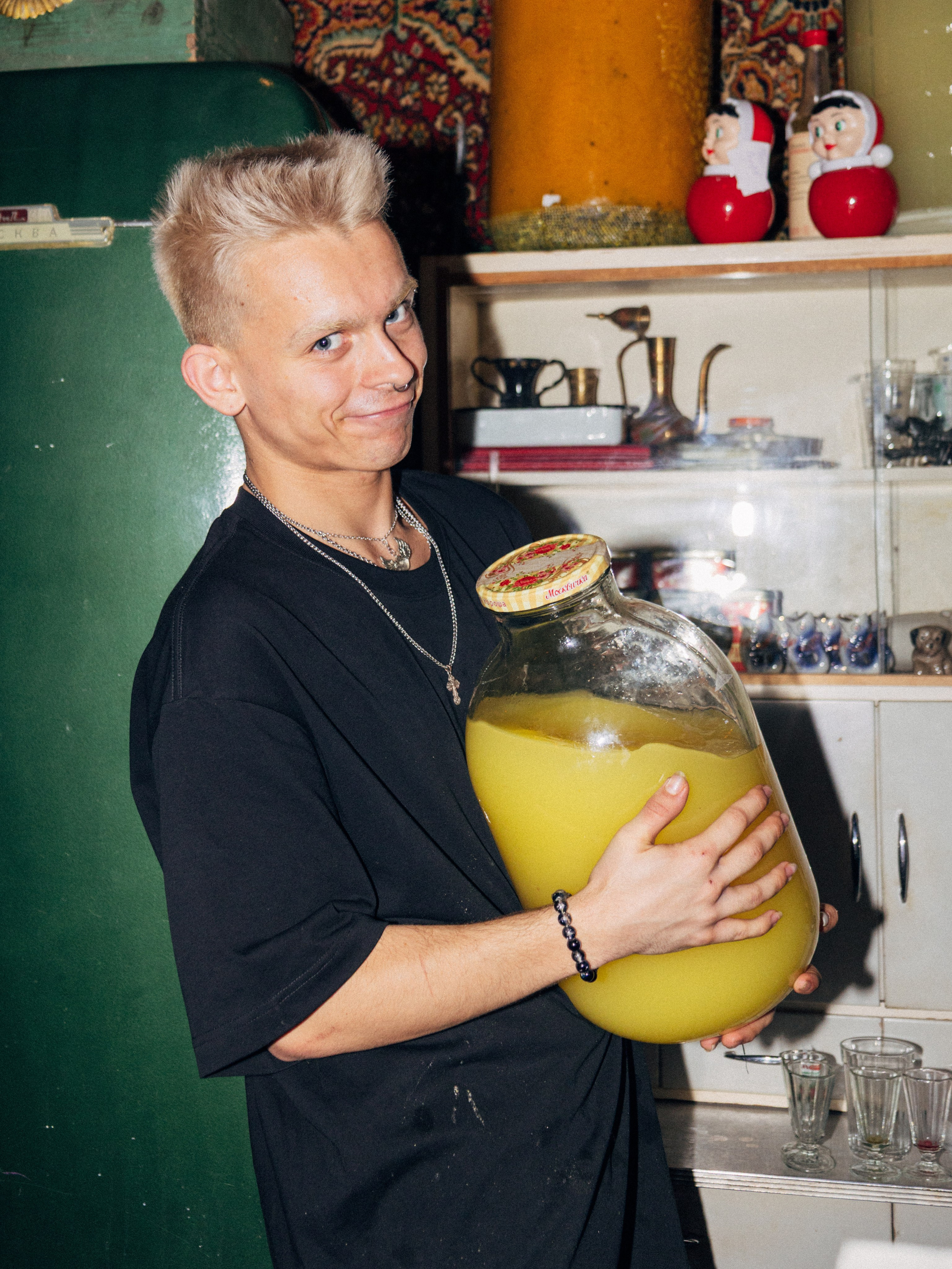 Шапка «Открой вино». Закулисная жизнь в кадре | Backstage-фотограф из Москвы — Александра Слободская