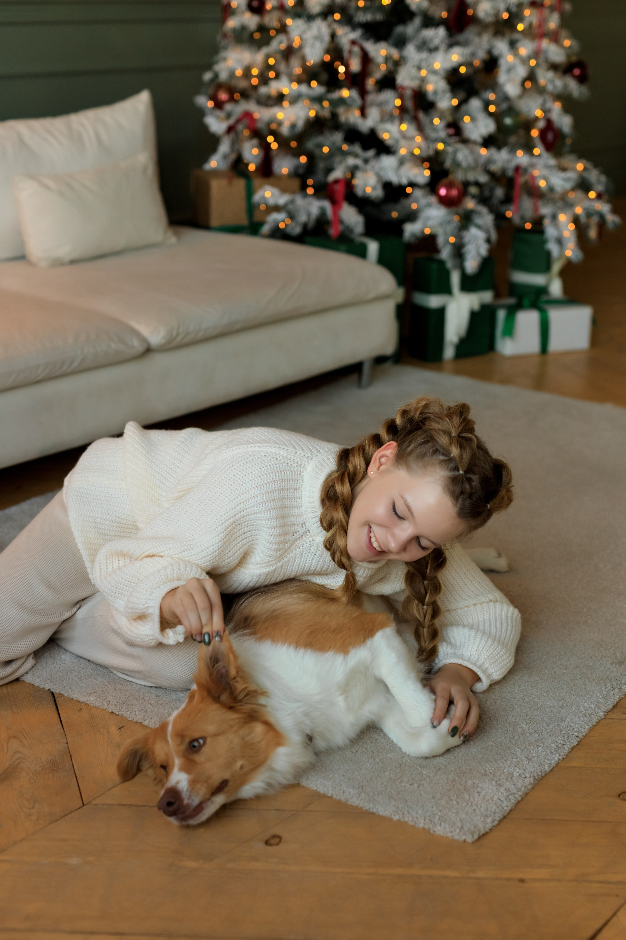 Девочка и собака (студийная). Семейный и детский фотограф в Краснодаре Элона Литвинова