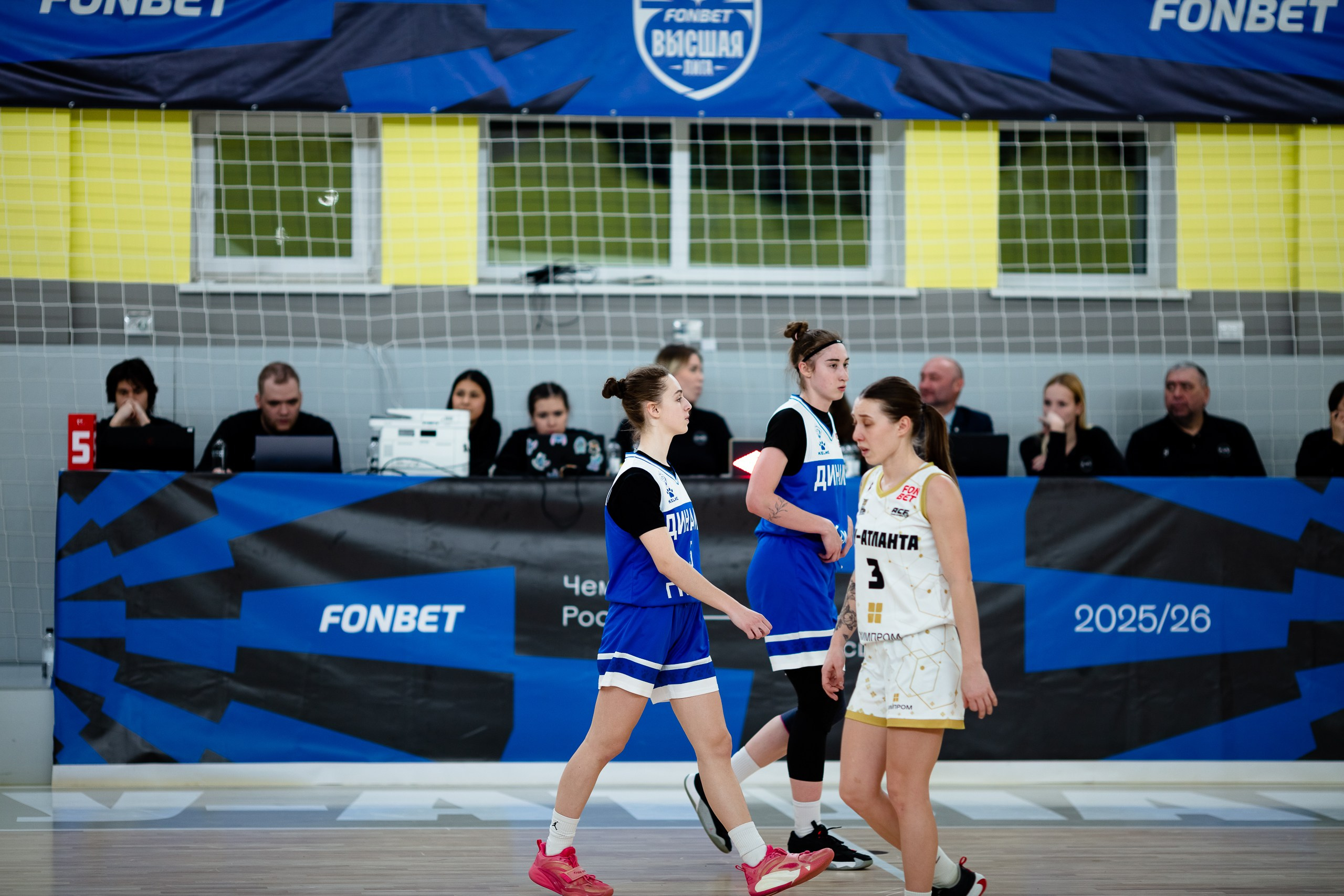 ЧГУ-Атланта — Динамо / 1 игра. Фотография