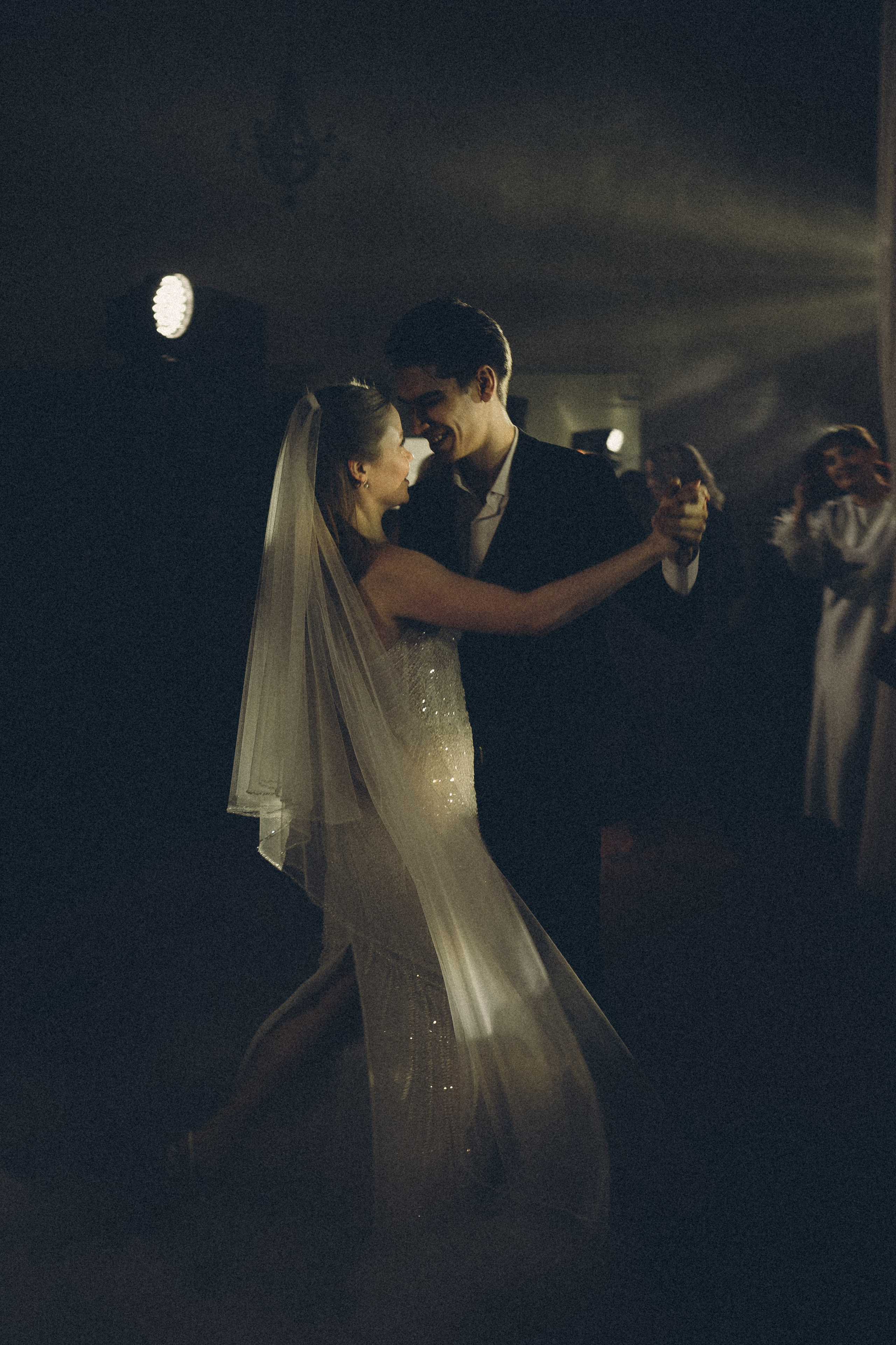 СВАДЕБНАЯ СЬЕМКА В ОТЕЛЕ В СИБИРИ. Профессиональный фотограф, Санкт-Петербург — Виктория Богомолова